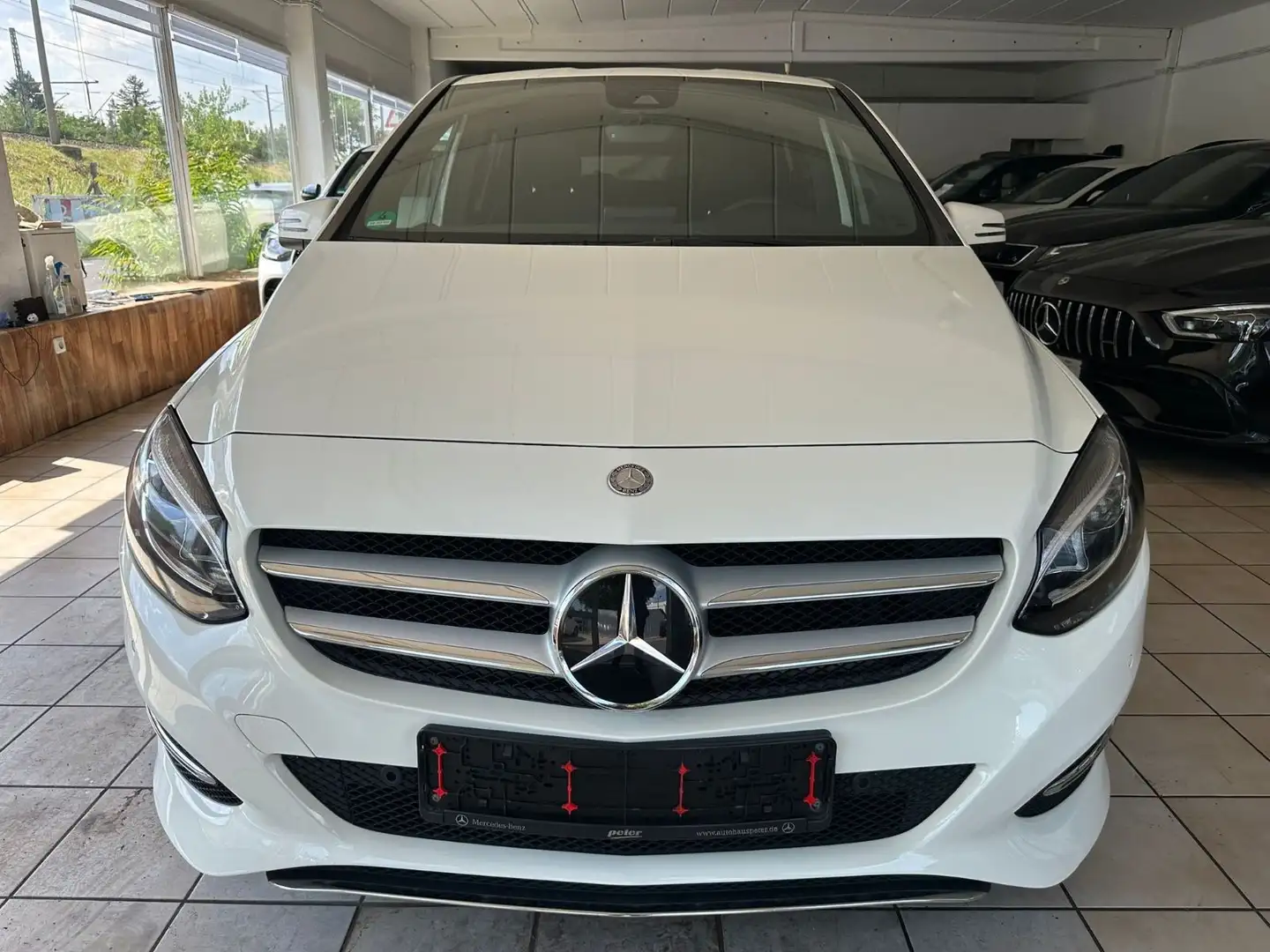 Mercedes-Benz B 250 4Matic  DCT "Urban Leder Camera AHK Blanc - 1