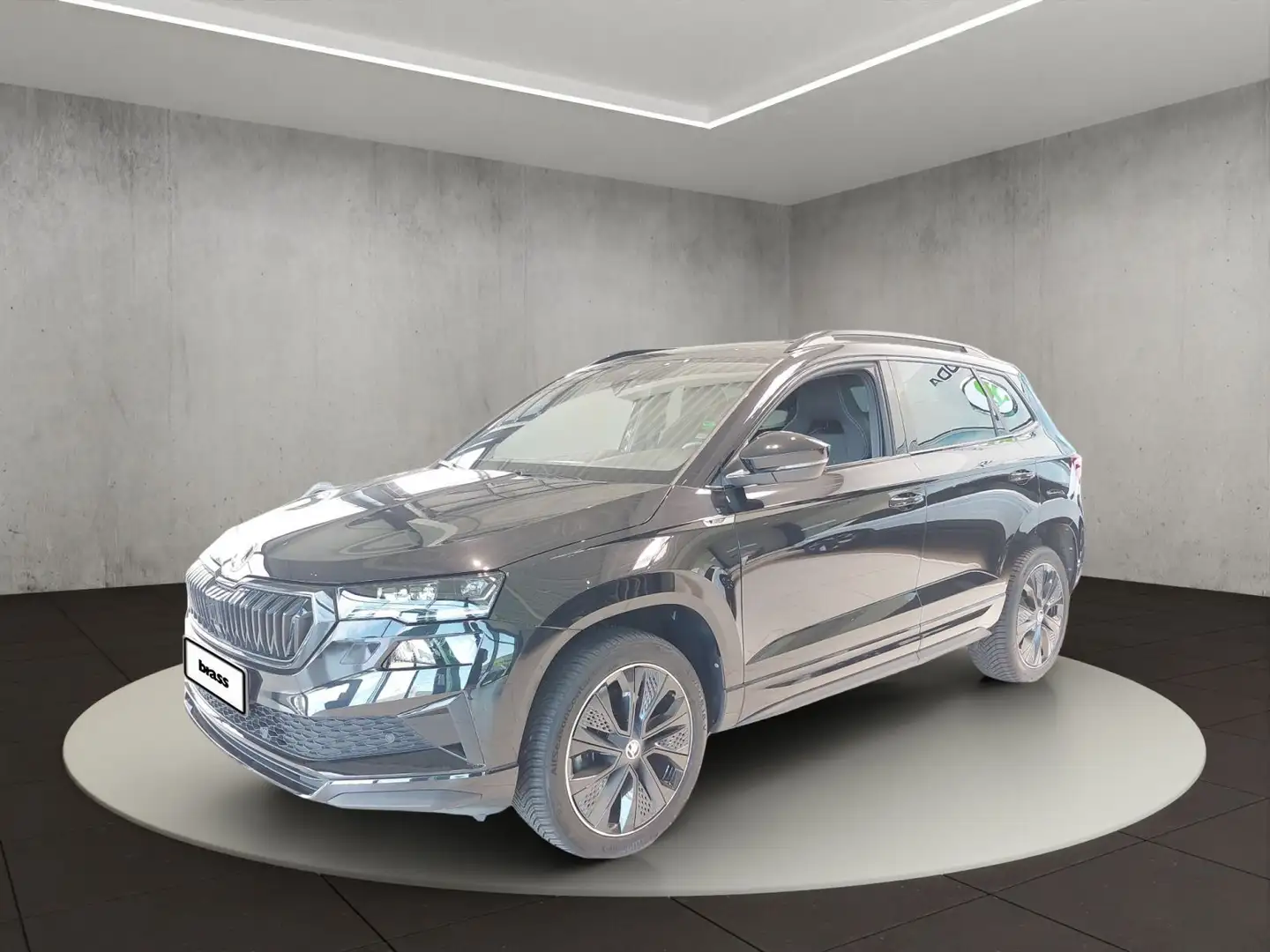 Skoda Karoq Sportline Schwarz - 1