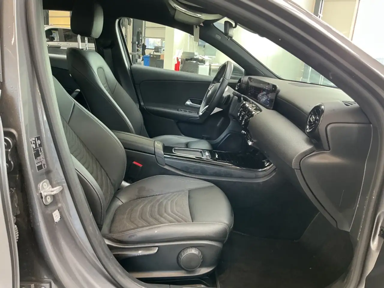 Mercedes-Benz A-Class d Facelift Essential Line, миниатюра 11