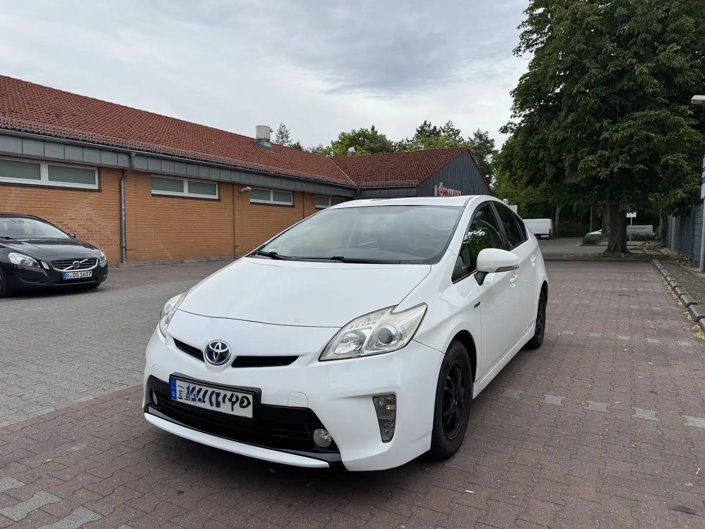 Toyota Prius Mietwagen umbau - 1