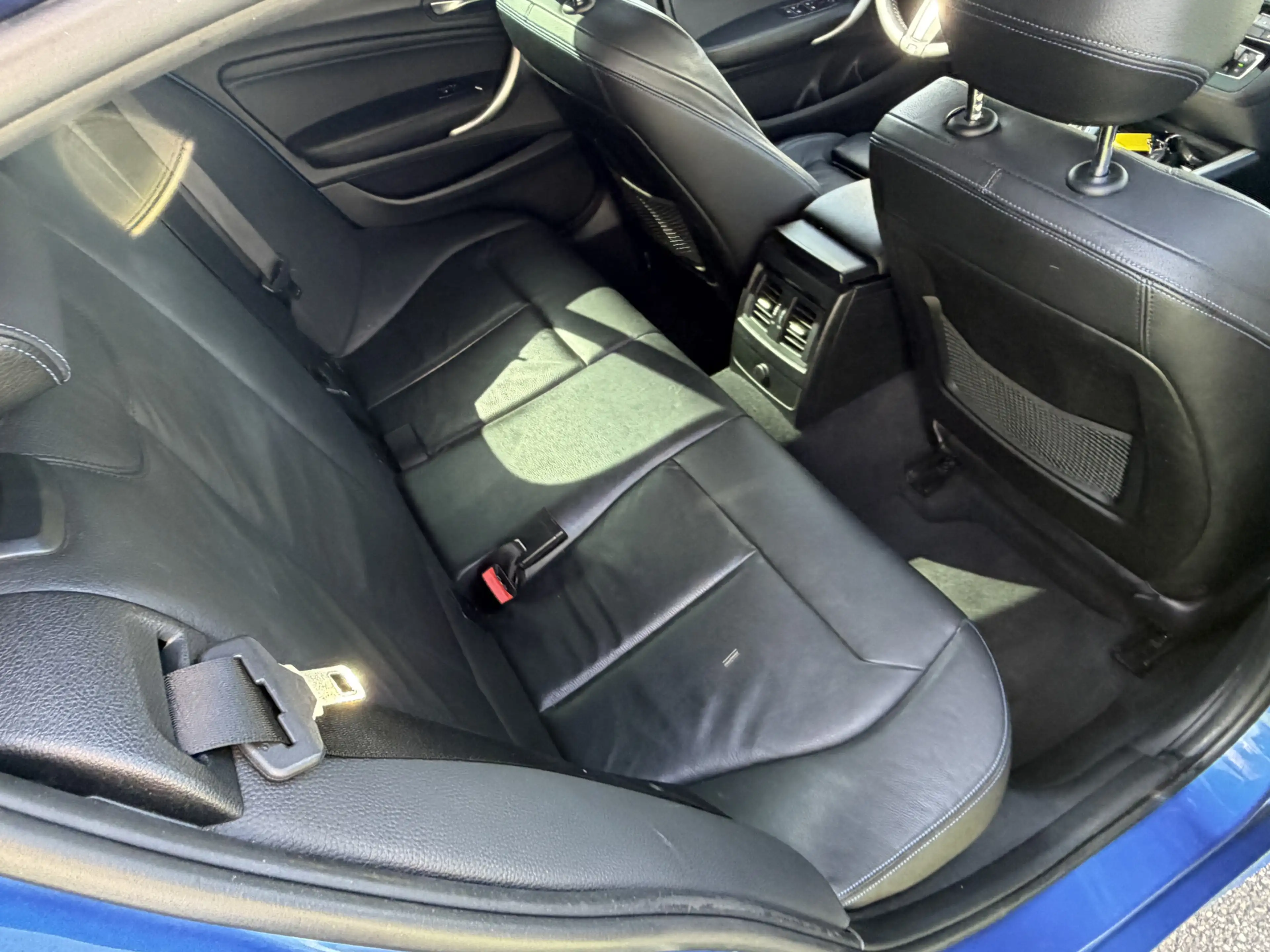 BMW 118 1-serie 118i Corporate Lease High Executive / M-PA — photo 21