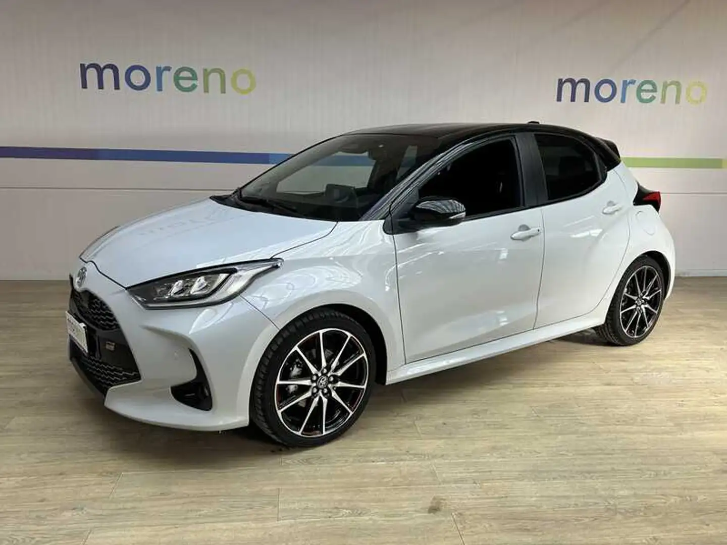 Toyota Yaris 1.5h 130 GR Sport Grigio - 1