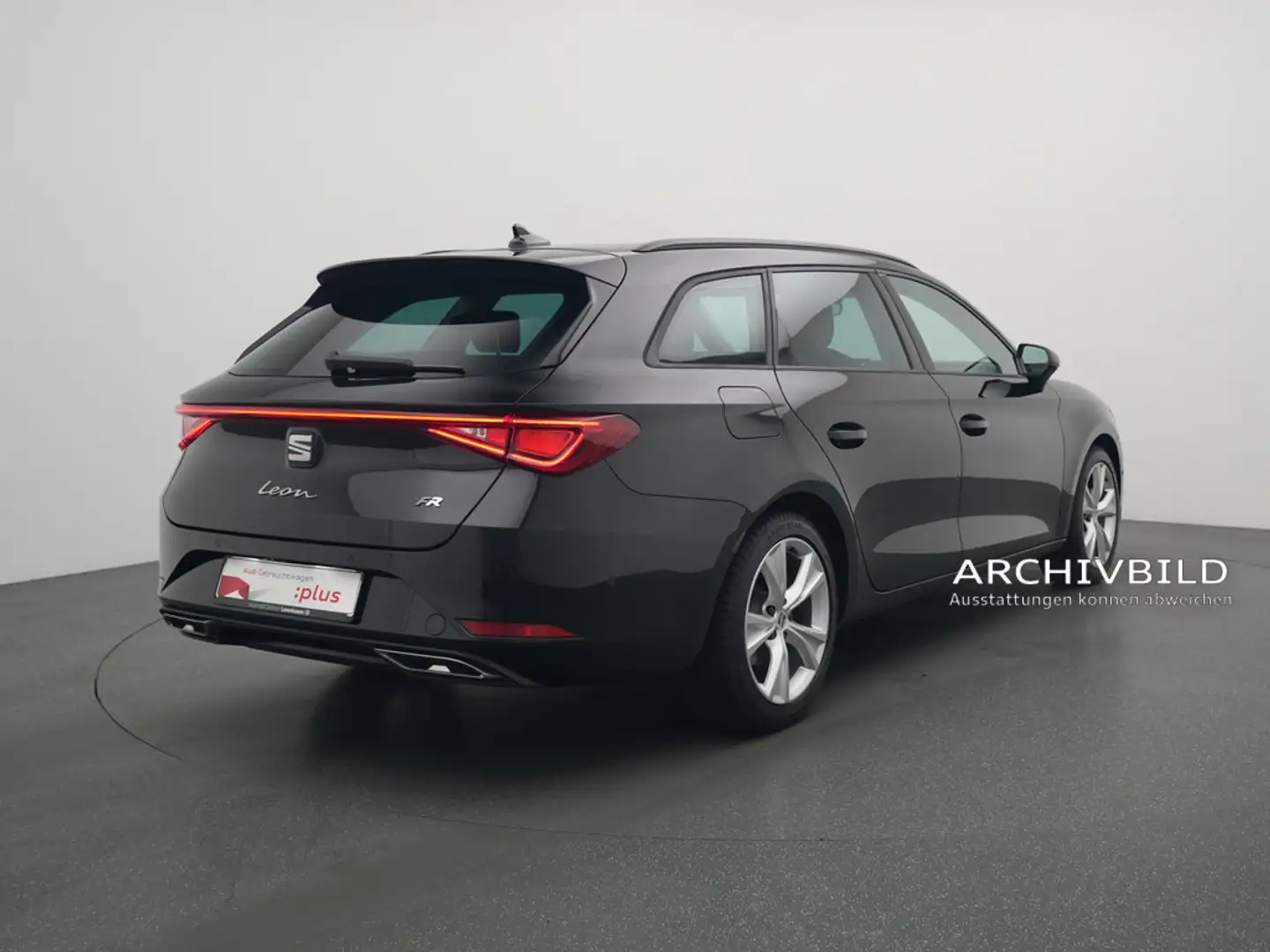 SEAT Leon Sportstourer FR LED SHZ VIRT DSG KLIMA Schwarz - 2