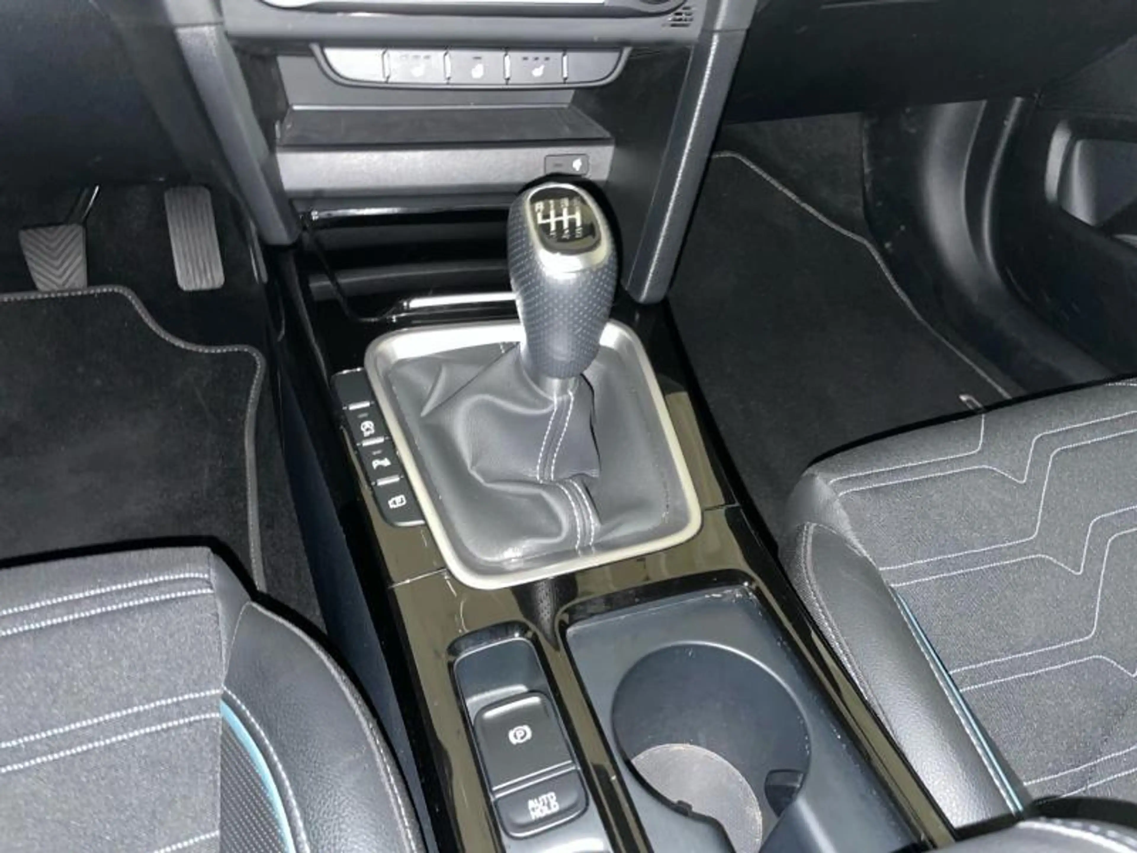 Kia Ceed SW / cee'd SW Sportswagon Style Edition 1.0 T-GDi 100 ISG — photo 9