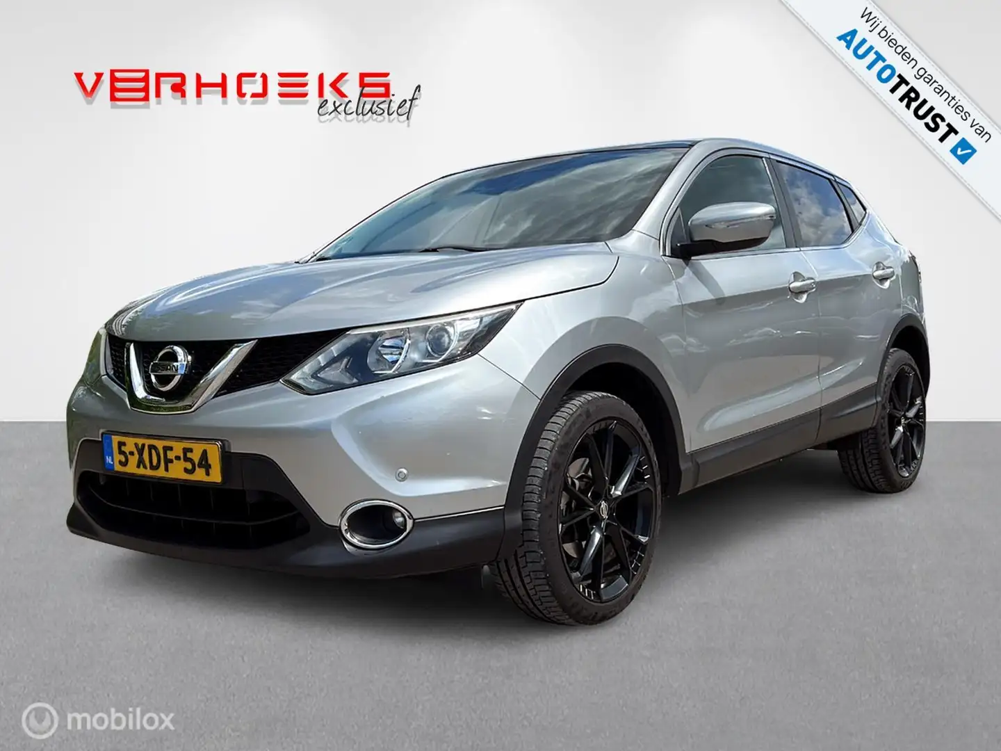 Nissan Qashqai 1.6 dCi Connect Edition / Panodak / Trekhaak Gris - 1