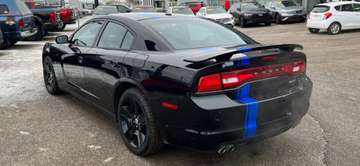 4dr Sdn Mopar 11 RWD