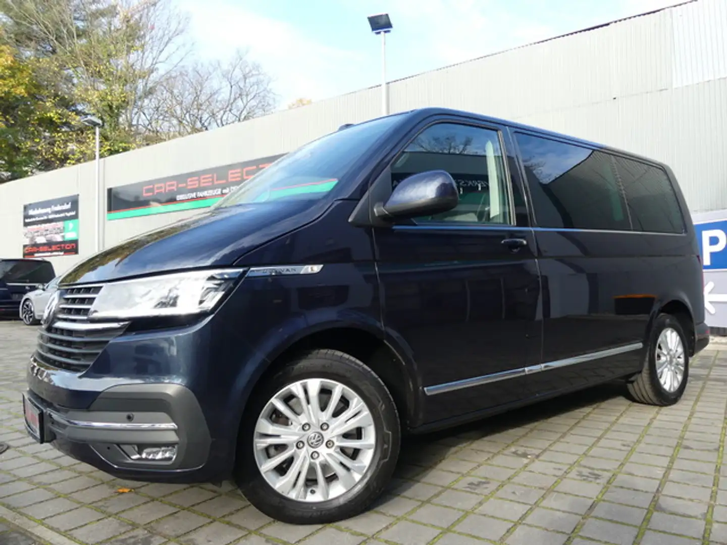 Volkswagen T6.1 Multivan Generation Six LEDER/ACC/NAV/E-TÜR Blau - 2
