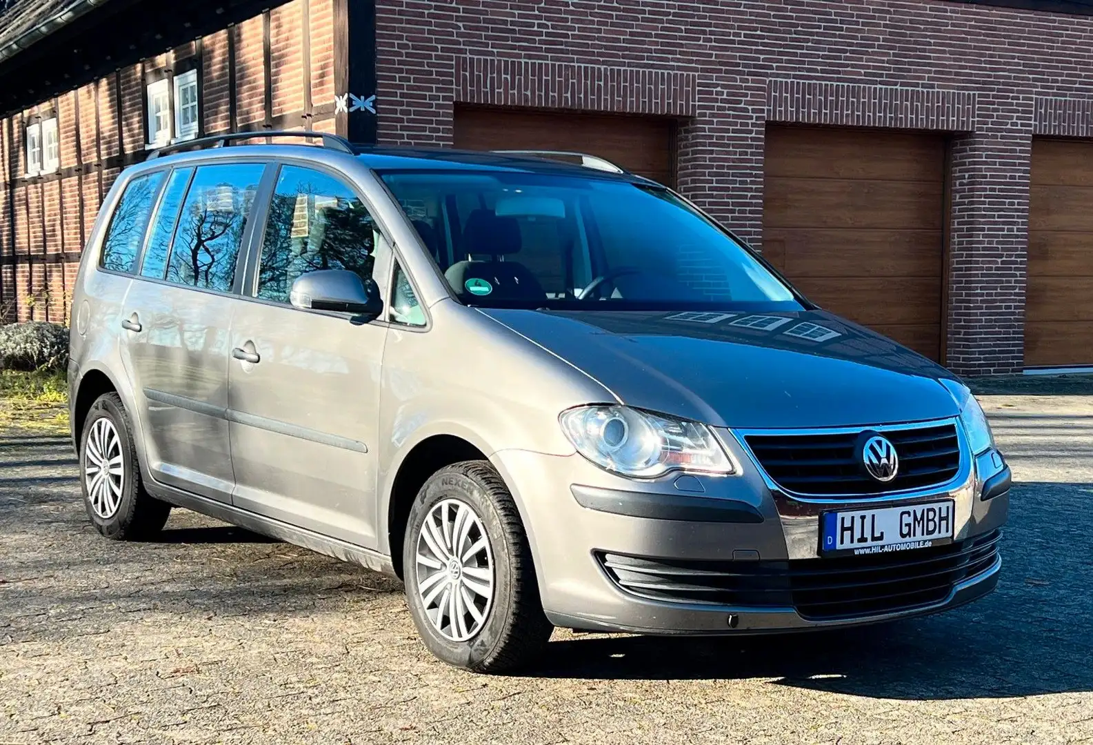 Volkswagen Touran Conceptline Grau - 1