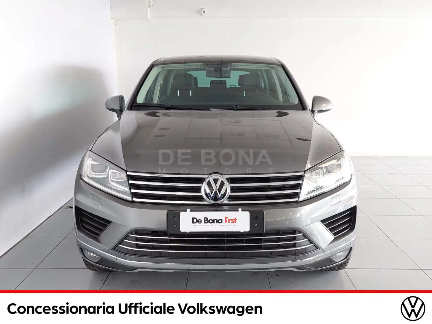 Volkswagen Touareg 3.0 v6 tdi 204cv tiptronic siva - 2