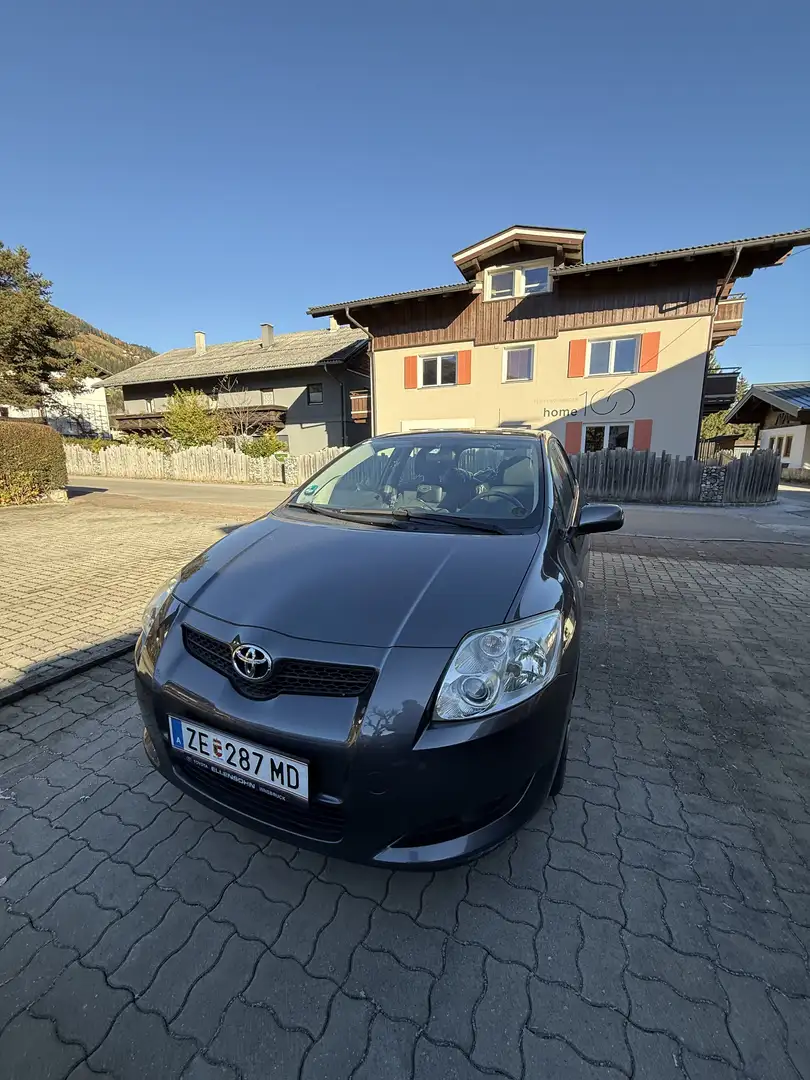 Toyota Auris 1.4 VVT-i Sol - 1