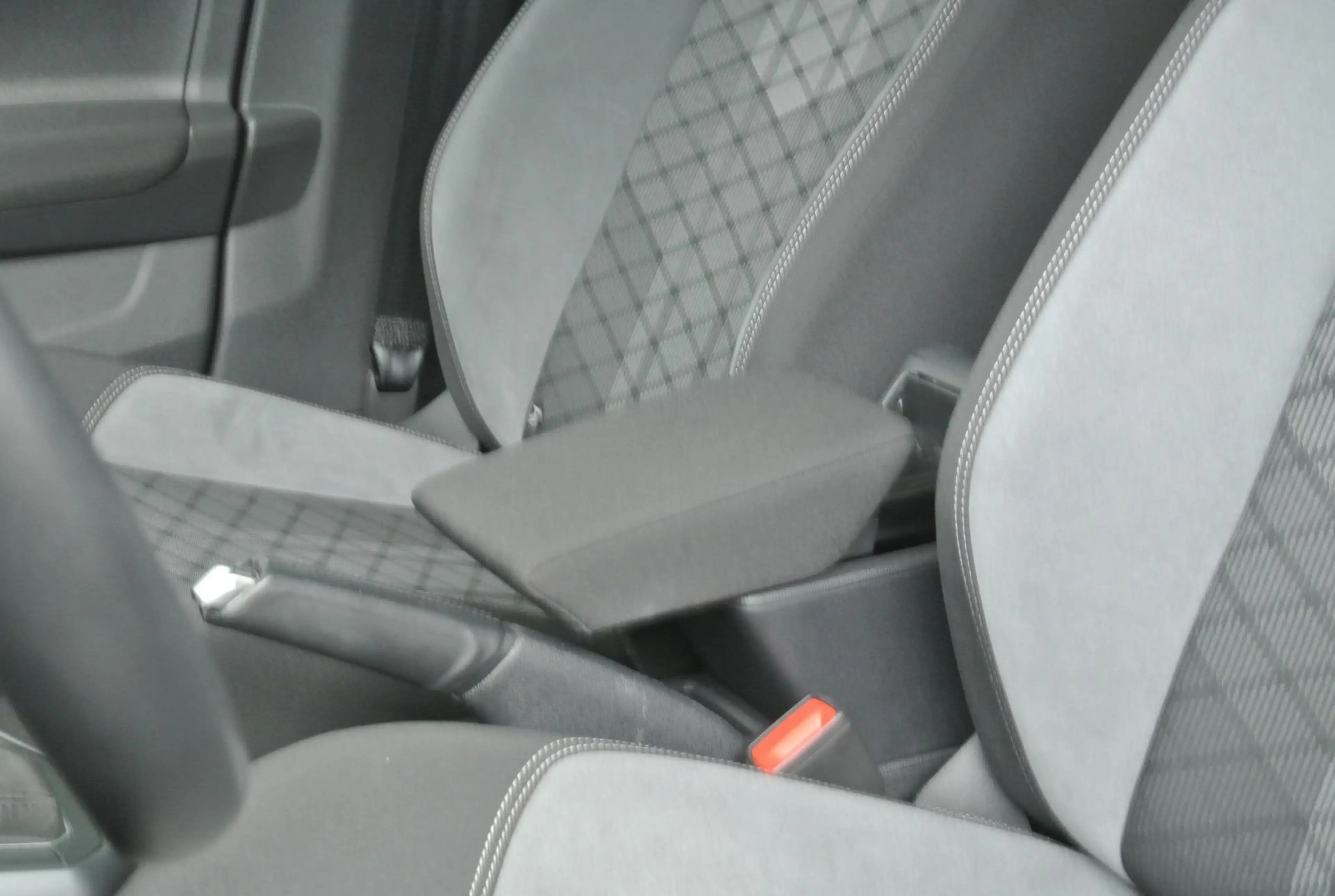 Volkswagen Polo 1.0 TSI R-Line | Carplay/Android Auto | Camera | C — photo 8