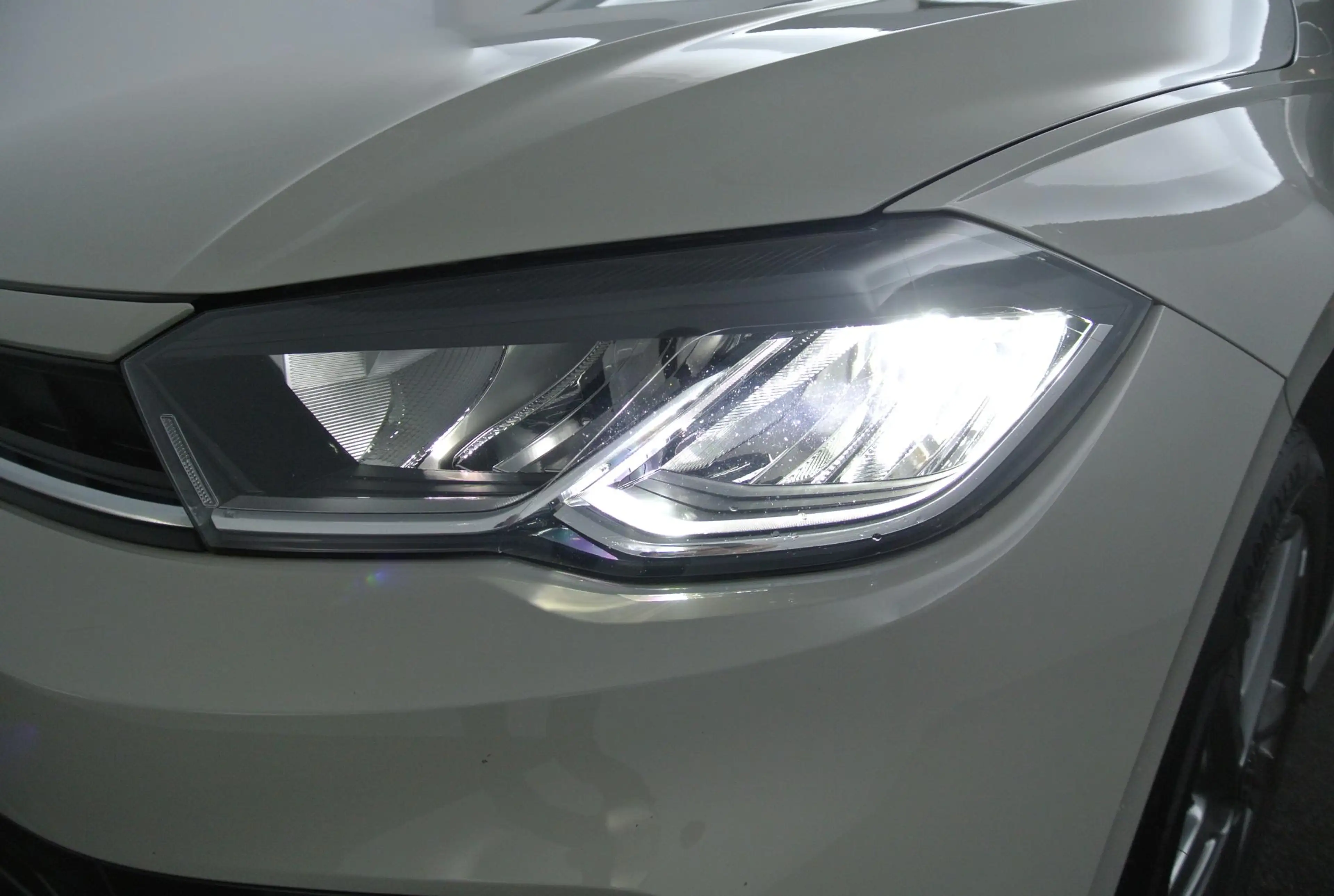 Volkswagen Polo 1.0 TSI R-Line | Carplay/Android Auto | Camera | C — photo 30