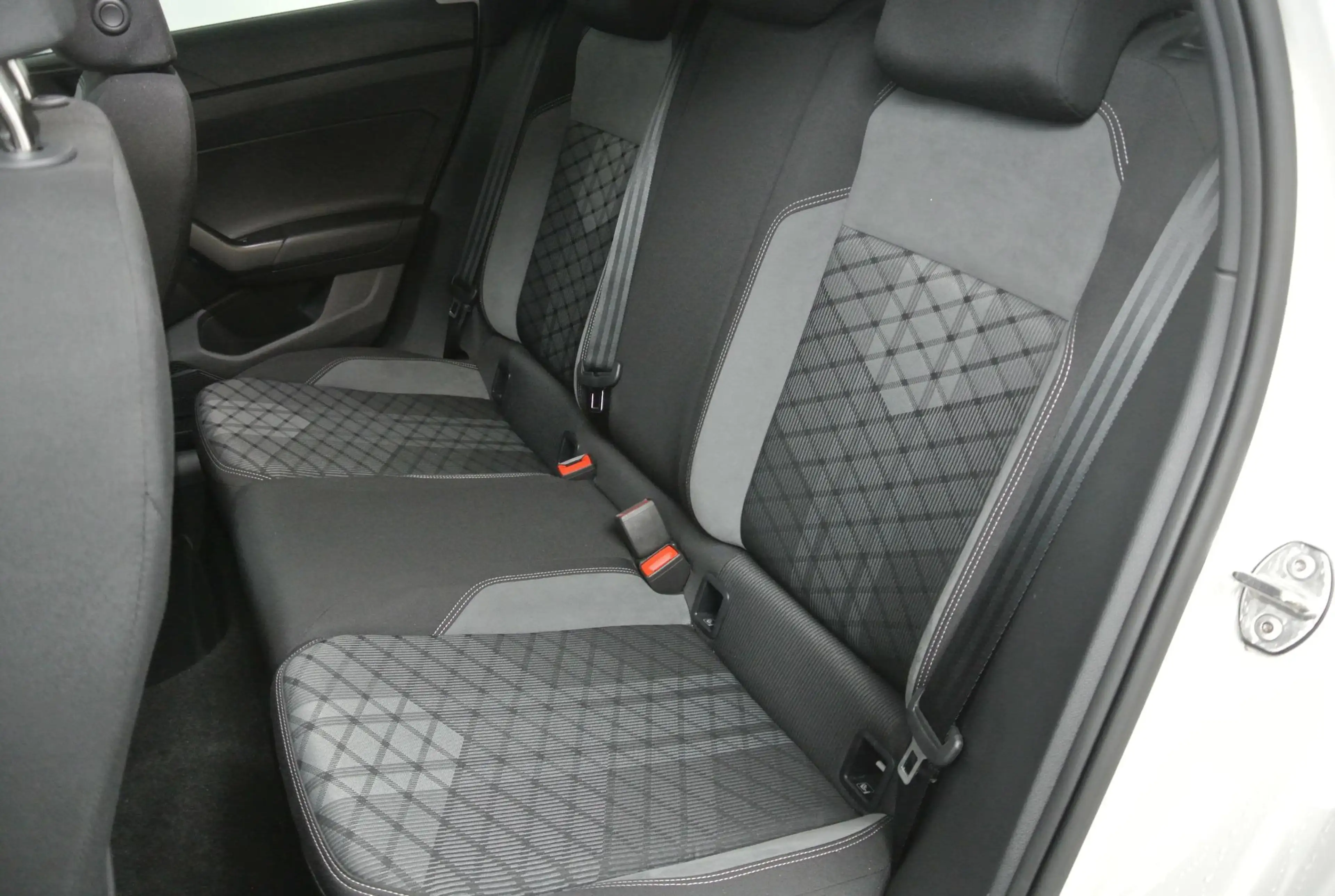Volkswagen Polo 1.0 TSI R-Line | Carplay/Android Auto | Camera | C — photo 10