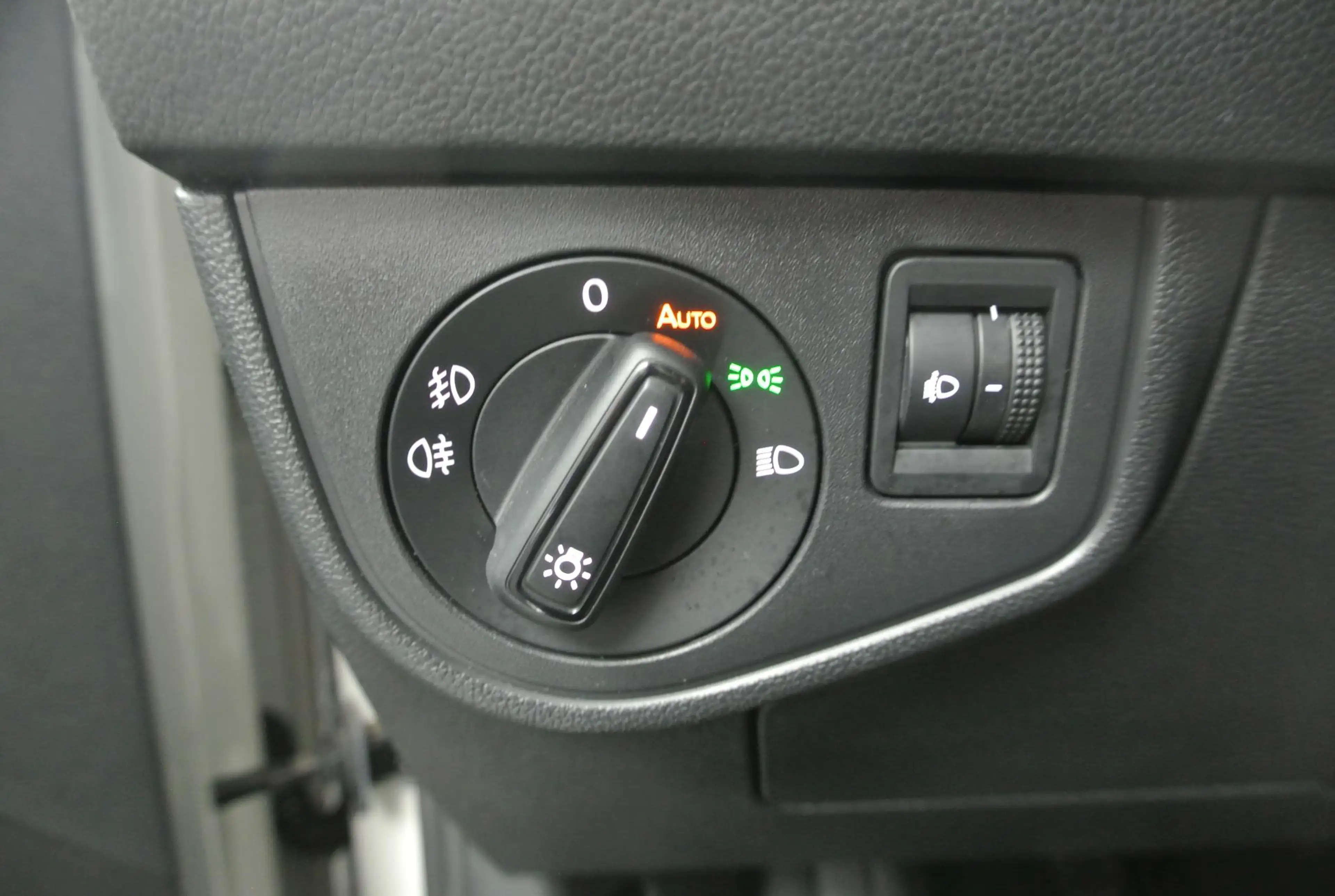 Volkswagen Polo 1.0 TSI R-Line | Carplay/Android Auto | Camera | C — photo 27