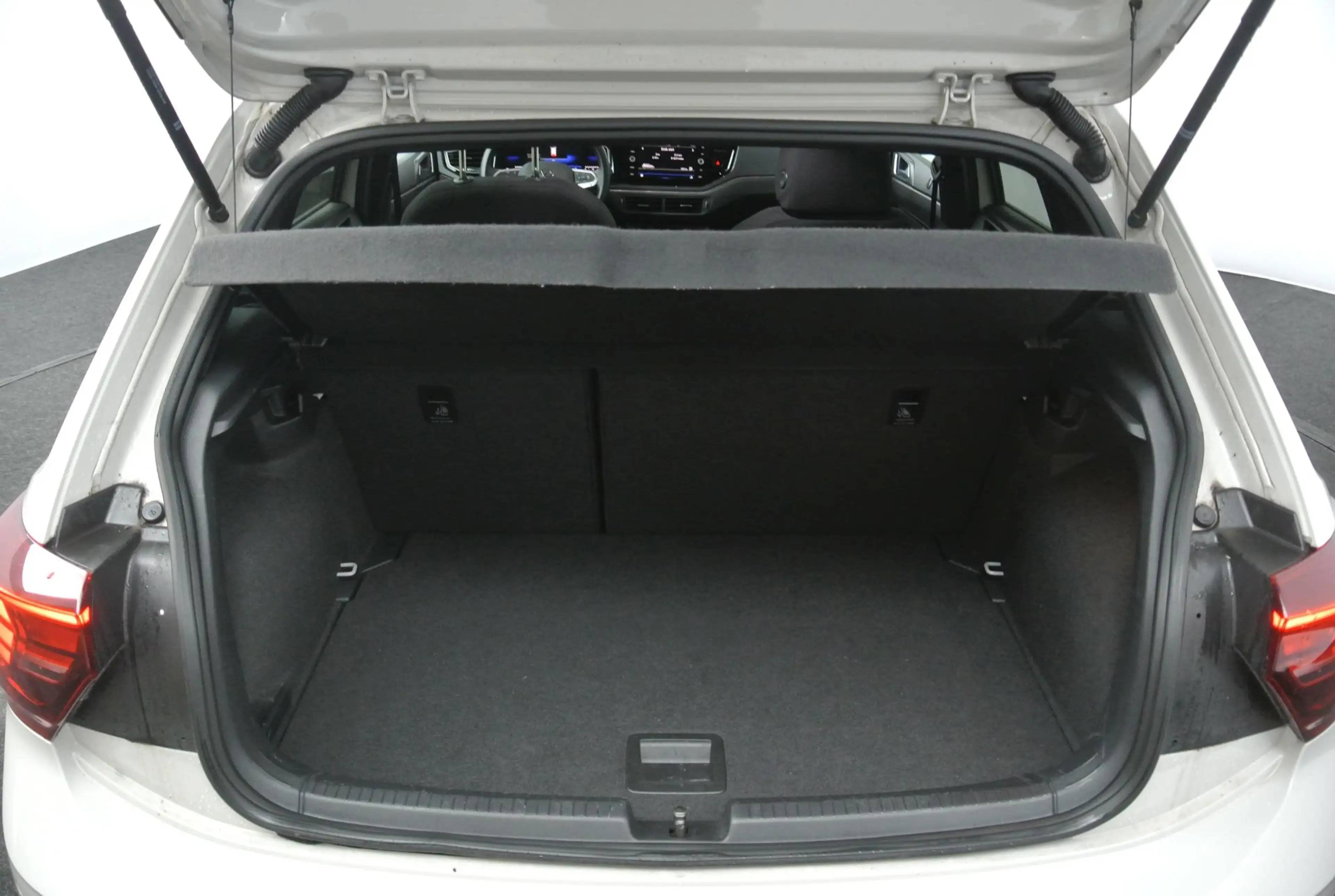 Volkswagen Polo 1.0 TSI R-Line | Carplay/Android Auto | Camera | C — photo 15