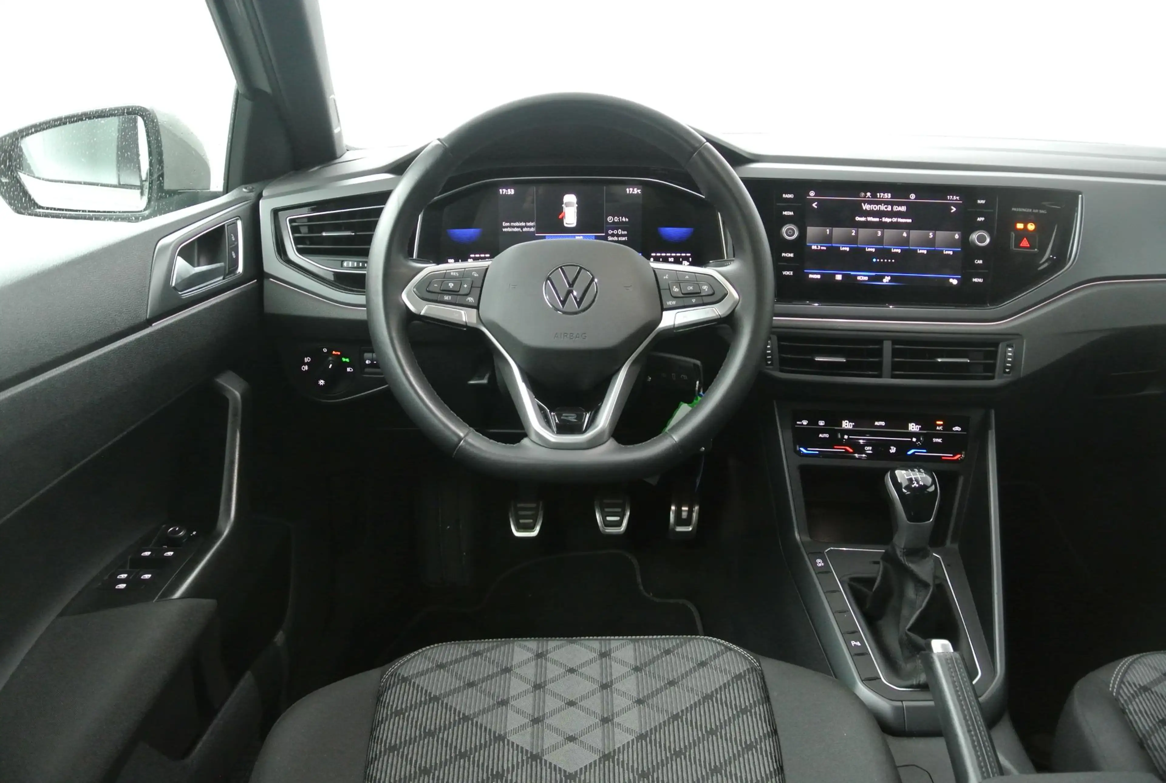 Volkswagen Polo 1.0 TSI R-Line | Carplay/Android Auto | Camera | C — photo 3
