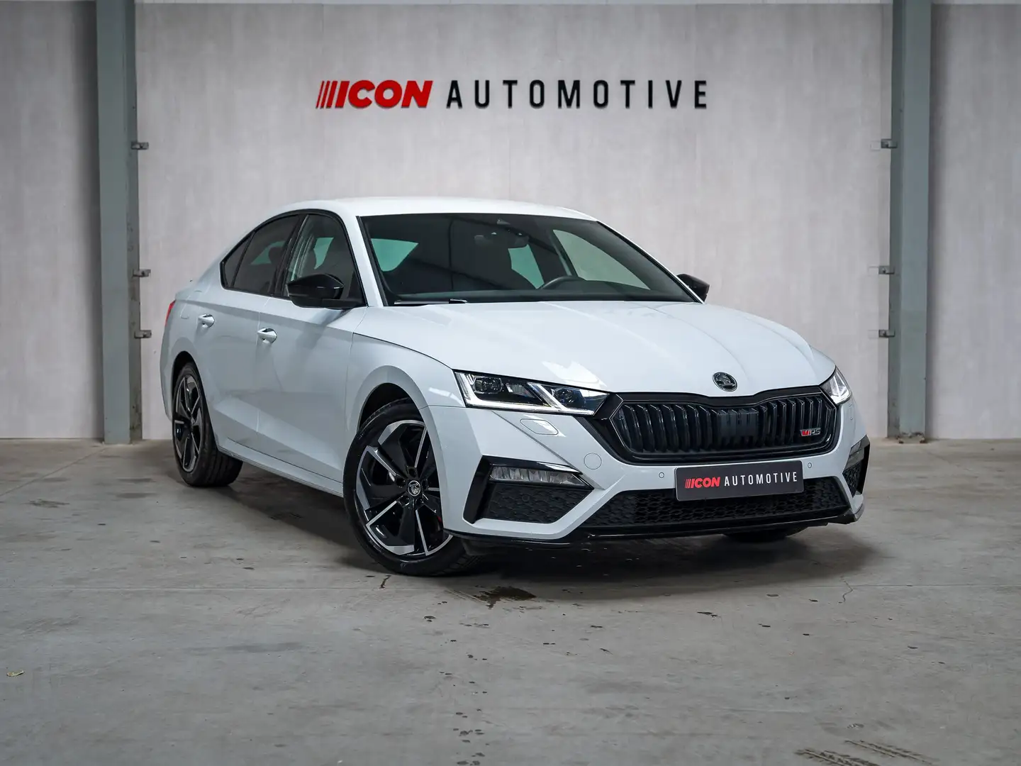 Skoda Octavia RS 2.0 TSI DSG - DIGIDASH I CAMERA I GARANTIE Bianco - 1