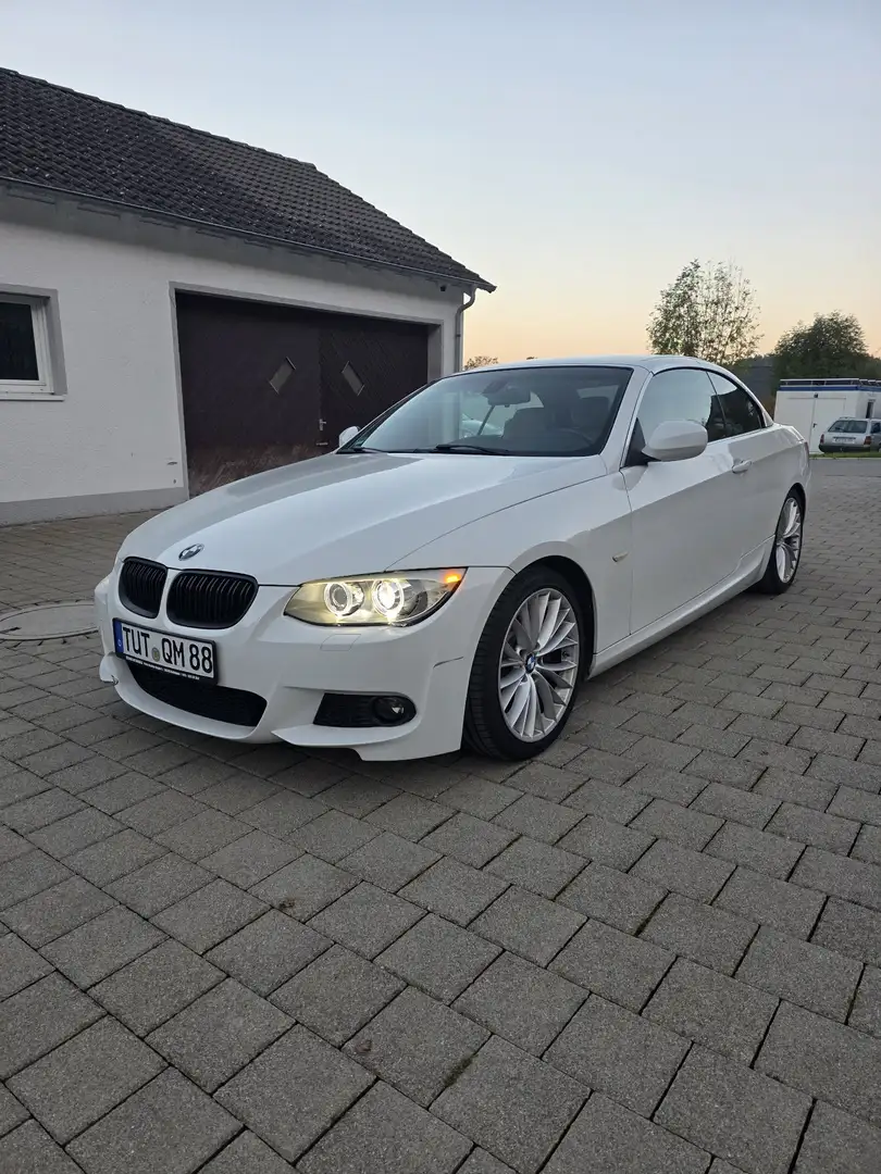 BMW 335 335i Cabrio Aut. Weiß - 2