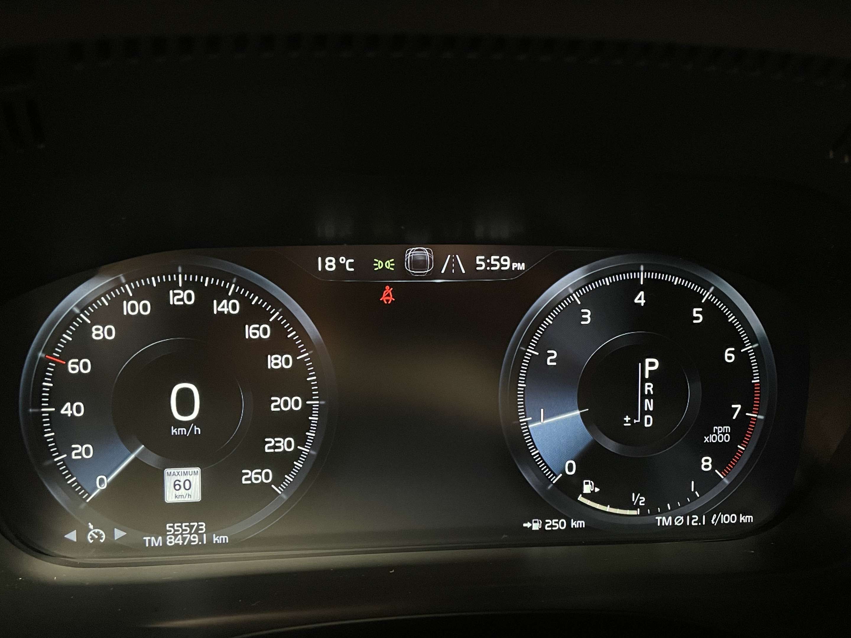 2021 Volvo XC60 T6 AWD R-Design|PANO|BCK UP|NAVI|BLD SPT|CLEAN CAR thumb 15