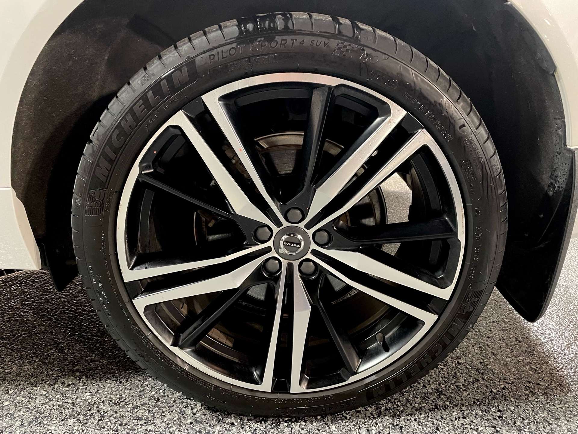 2021 Volvo XC60 T6 AWD R-Design|PANO|BCK UP|NAVI|BLD SPT|CLEAN CAR thumb 7
