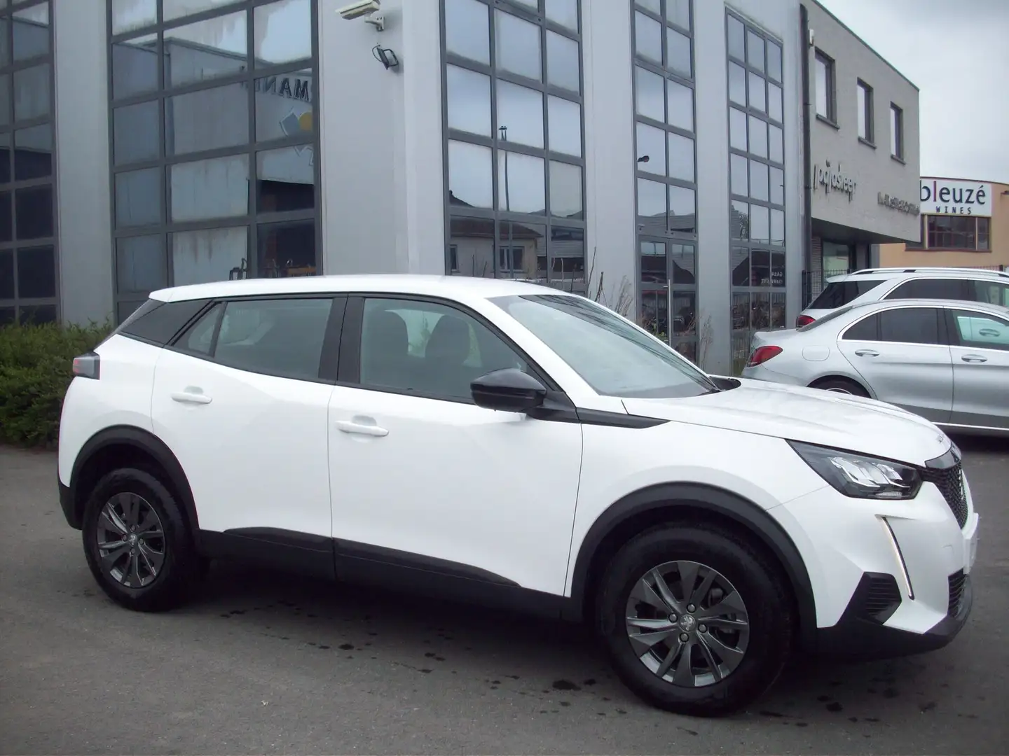 Peugeot 2008 1.2 PureTech Style S Bianco - 2