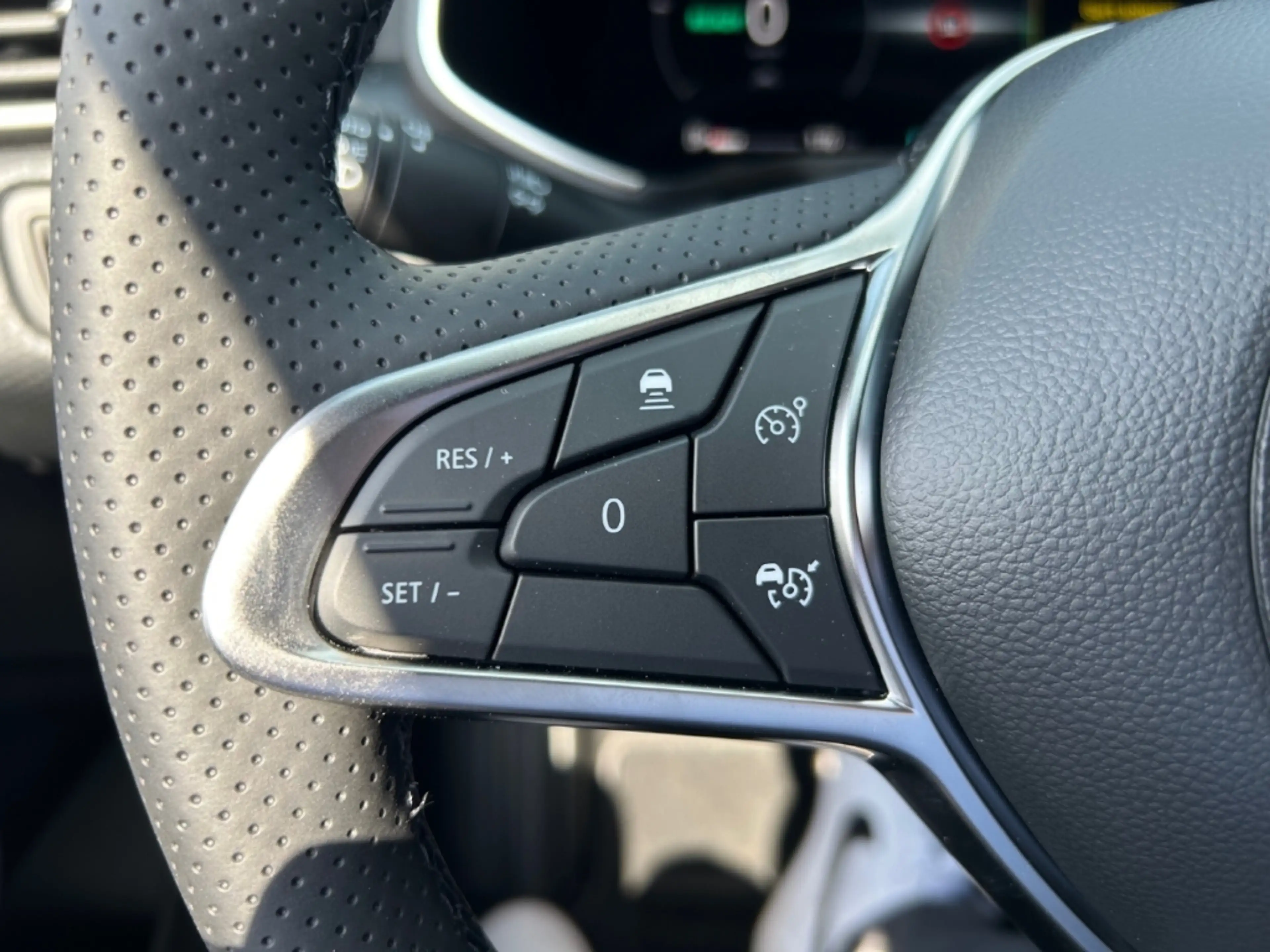 Mitsubishi Colt Top Hybrid 1.6 BOSE NAVI KAMERA SHZ — photo 8