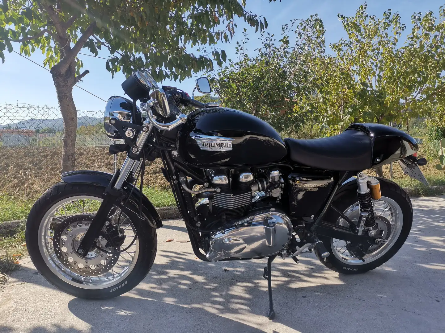 Triumph Thruxton 900cc EFI Negru - 2