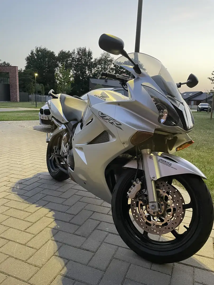 Honda VFR 800 vtec - 2