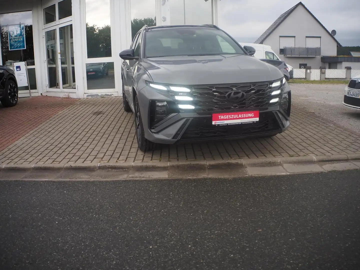 Hyundai TUCSON N-Line 1.6 T-GDI *Pano*LED*RFK* Grau - 1