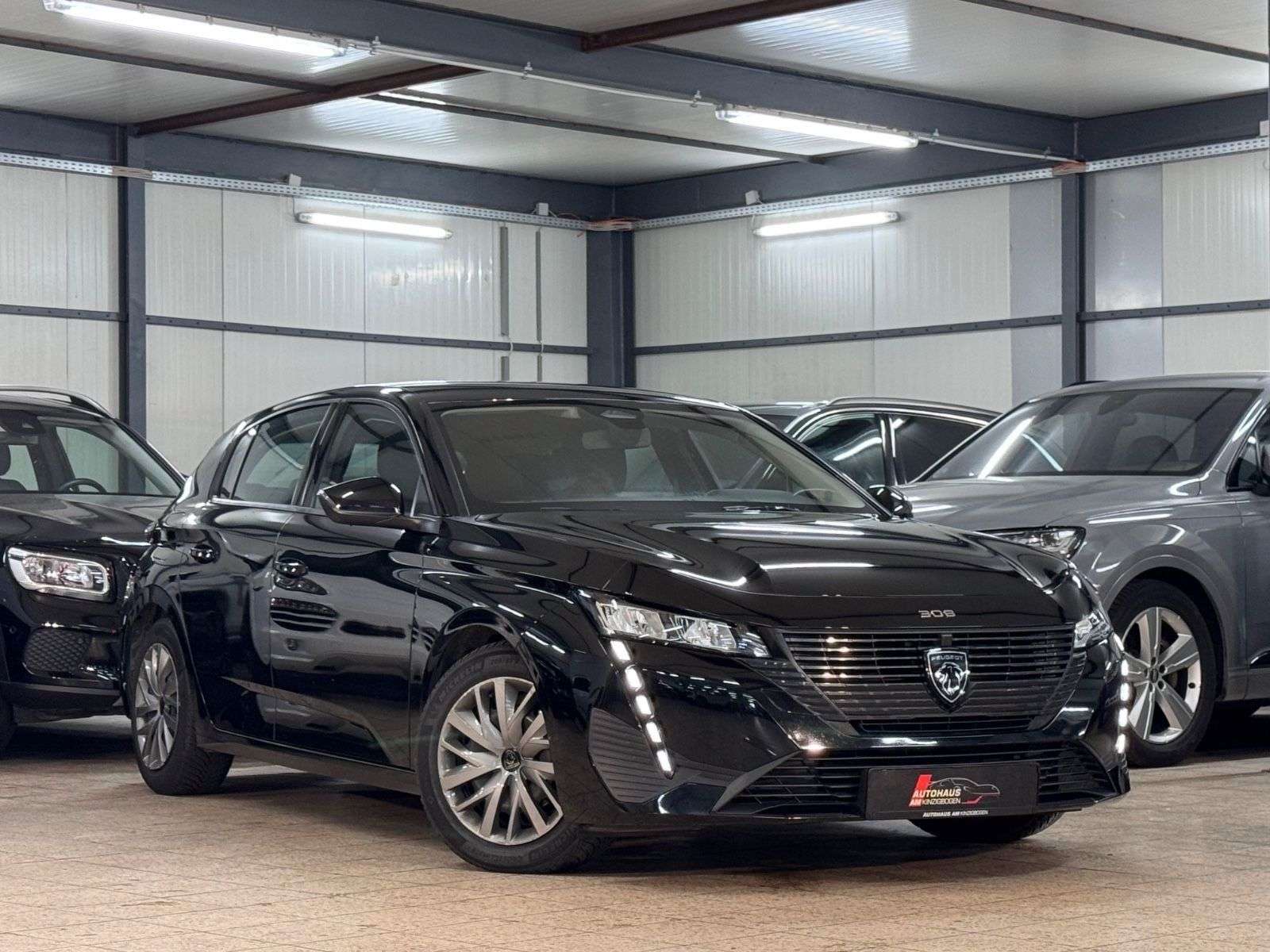 Second hand Peugeot 308 1.2