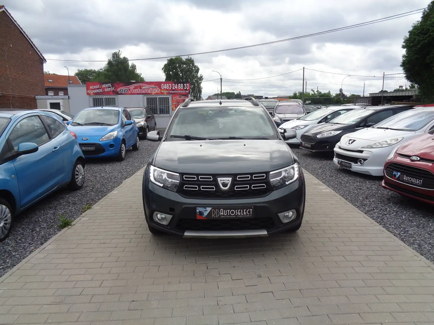 Dacia Logan MCV 0.9 TCe Stepway Gris - 2