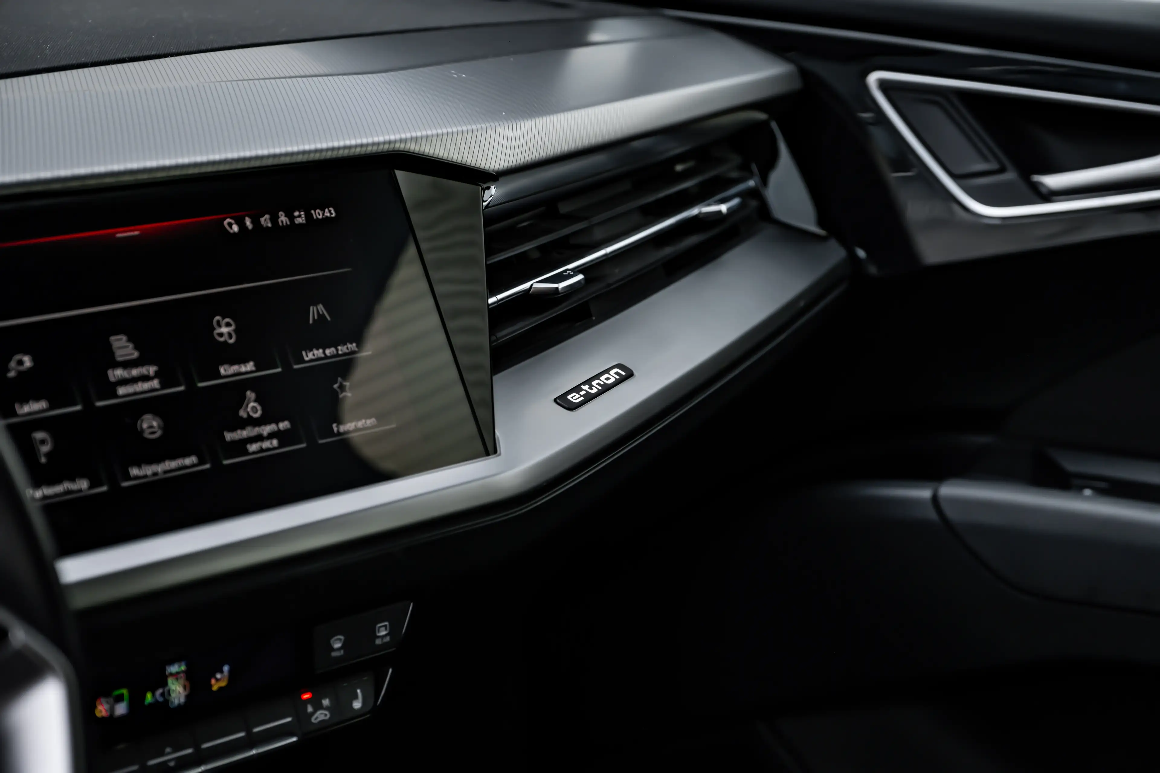 Audi Q4 e-tron 40 Launch edition Advanced Plus 77 kWh 204PK | Tre — photo 16
