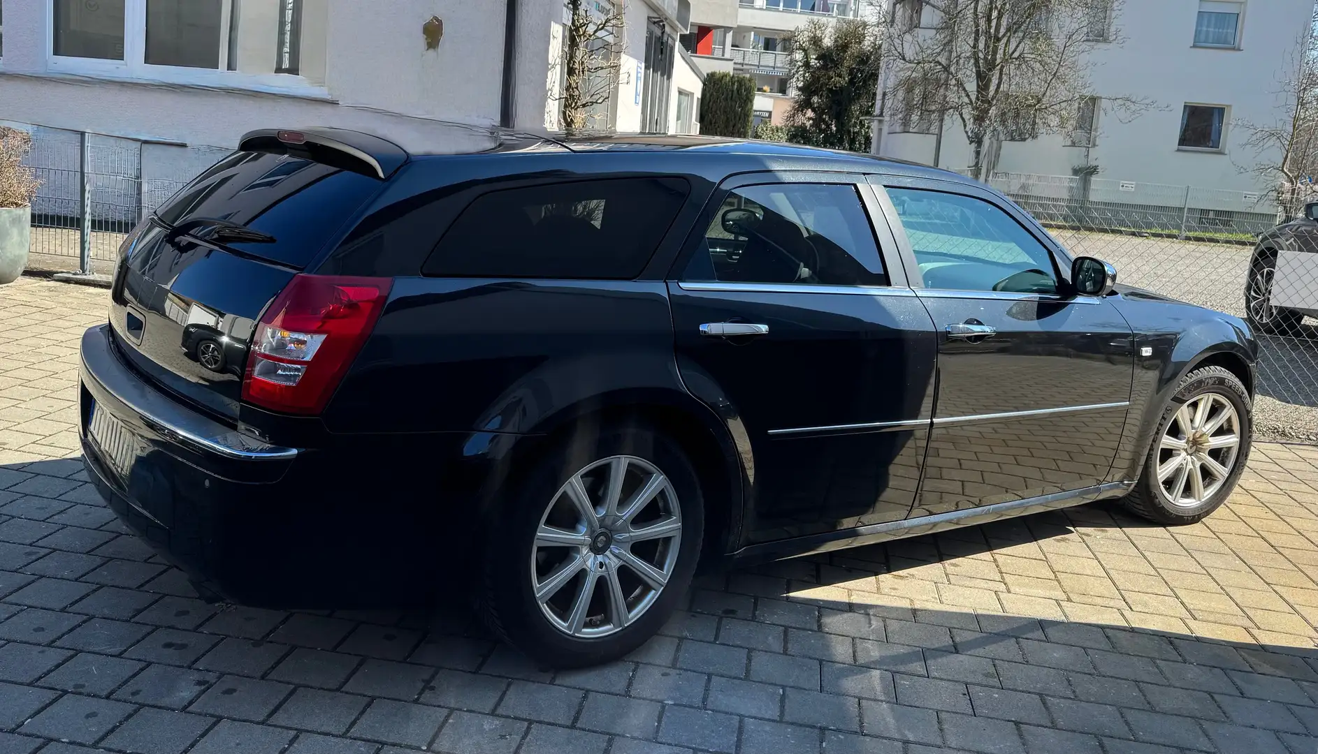 Chrysler 300C 300C Touring 3.0 CRD DPF Automatik Negro - 2