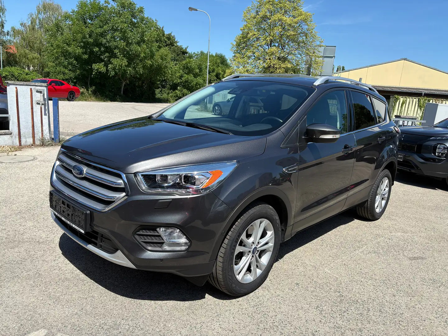 Ford Kuga Kuga 2,0 TDCi Titanium Leder/Panoramadach/AHV Grau - 1