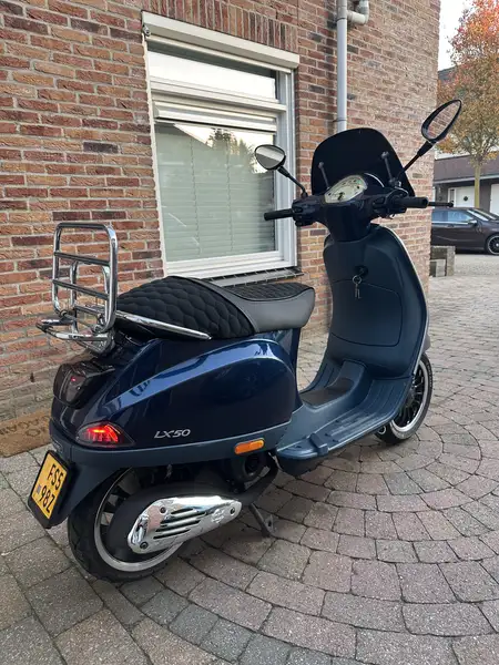 Vespa LX 50 - foto 6