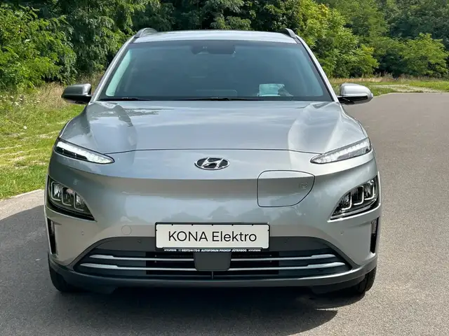 Hyundai Kona view 2