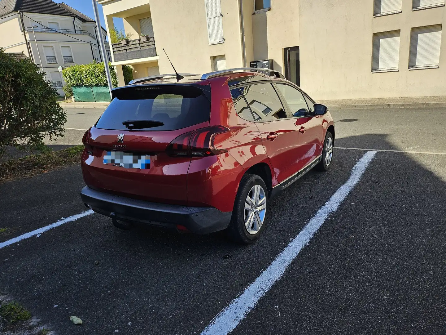 Peugeot 2008 1.5 BlueHDi 100ch BVM6 Style - 2