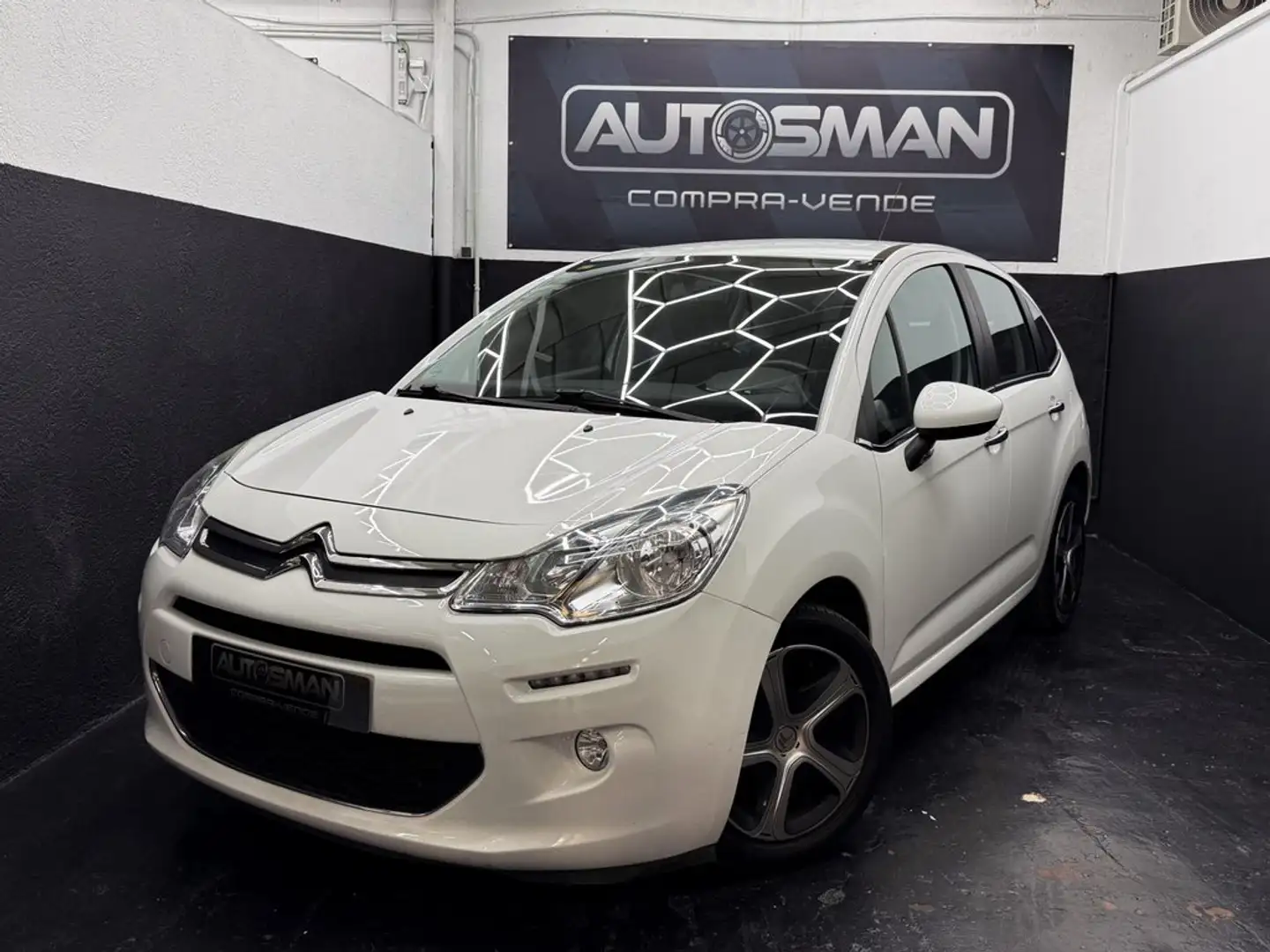 Citroen C3 PureTech 60KW (82CV) SHINE Blanco - 1