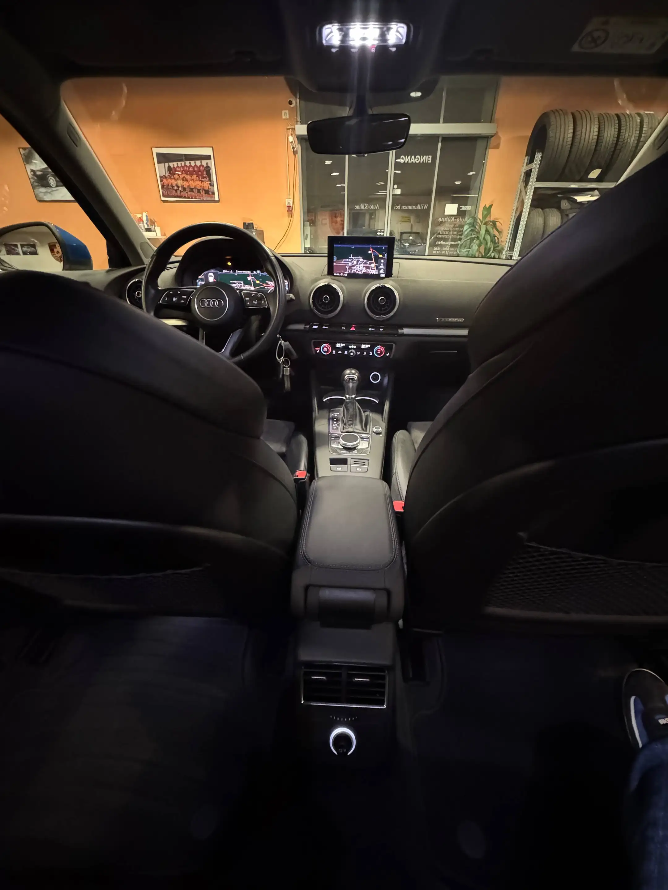Audi A3 40 TFSI quattro sport,Quattro, S-tronik, NAVI MMI,Leder,LED SW,AHK,SHZ,Standheizung, — photo 19
