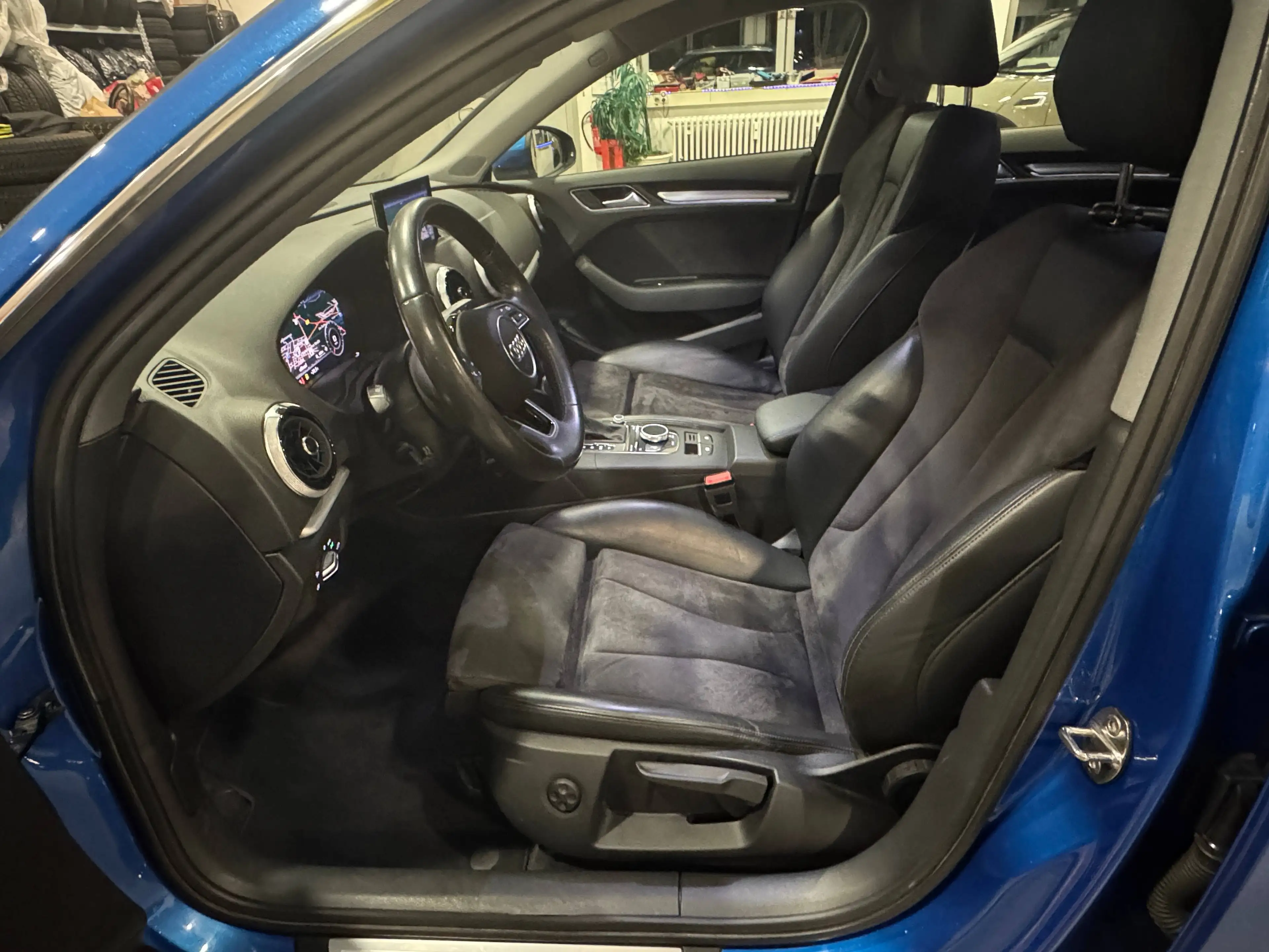 Audi A3 40 TFSI quattro sport,Quattro, S-tronik, NAVI MMI,Leder,LED SW,AHK,SHZ,Standheizung, — photo 10