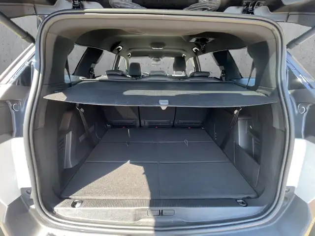 Peugeot 5008 view 7