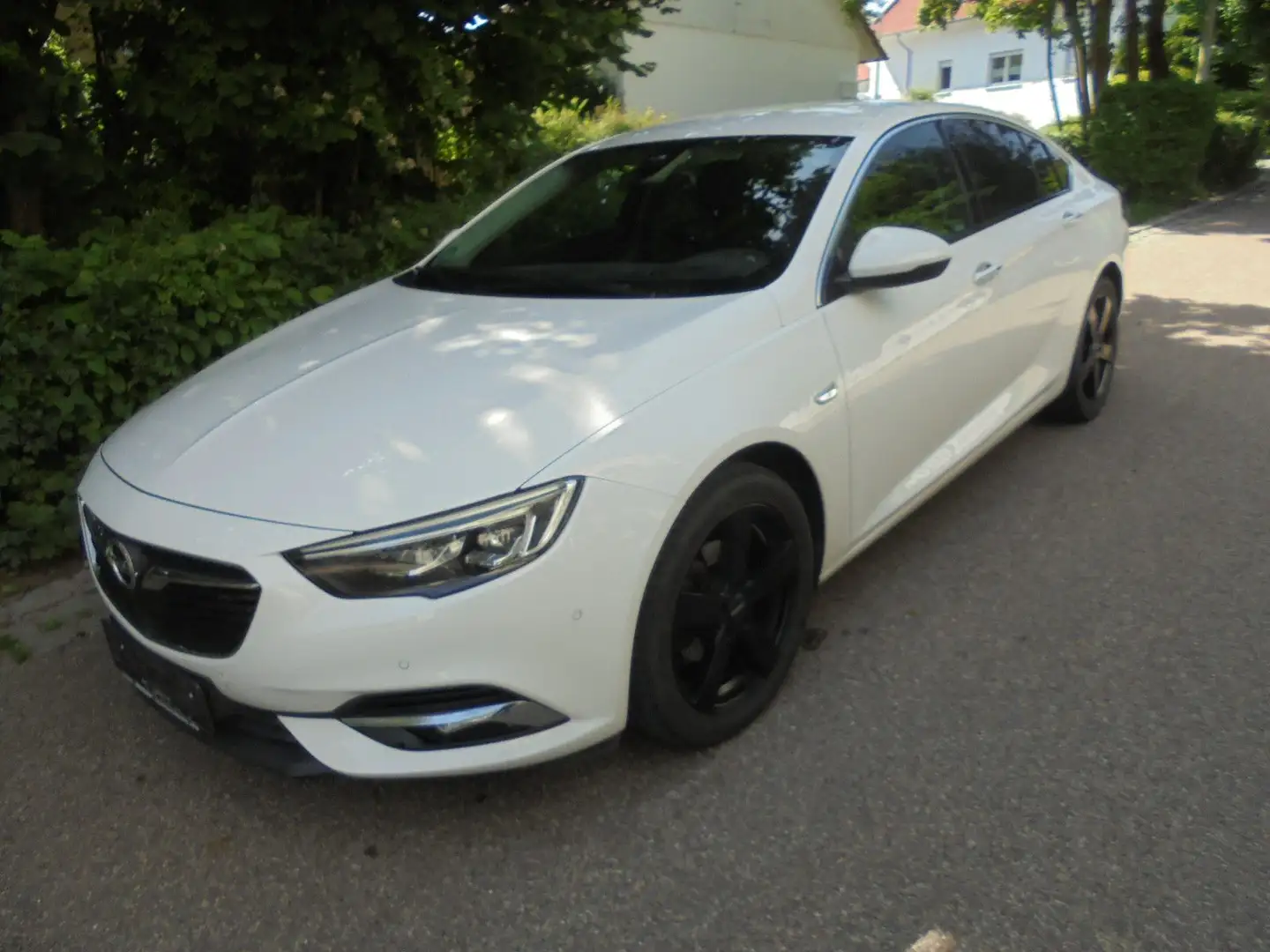 Opel Insignia B Grand Sport Business Innovation Weiß - 1