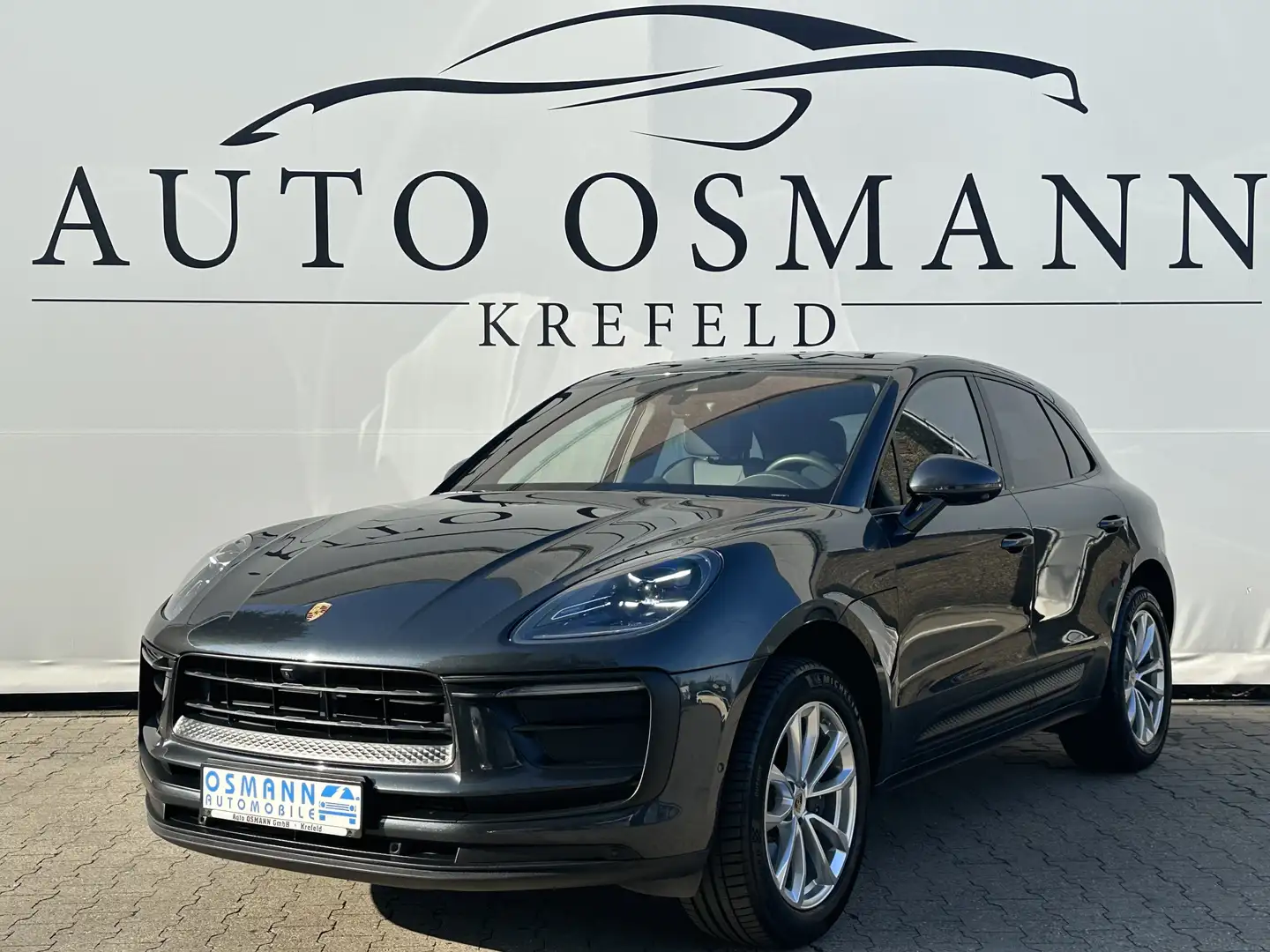Porsche Macan Standheizung   PDLS+   PANO Grijs - 1