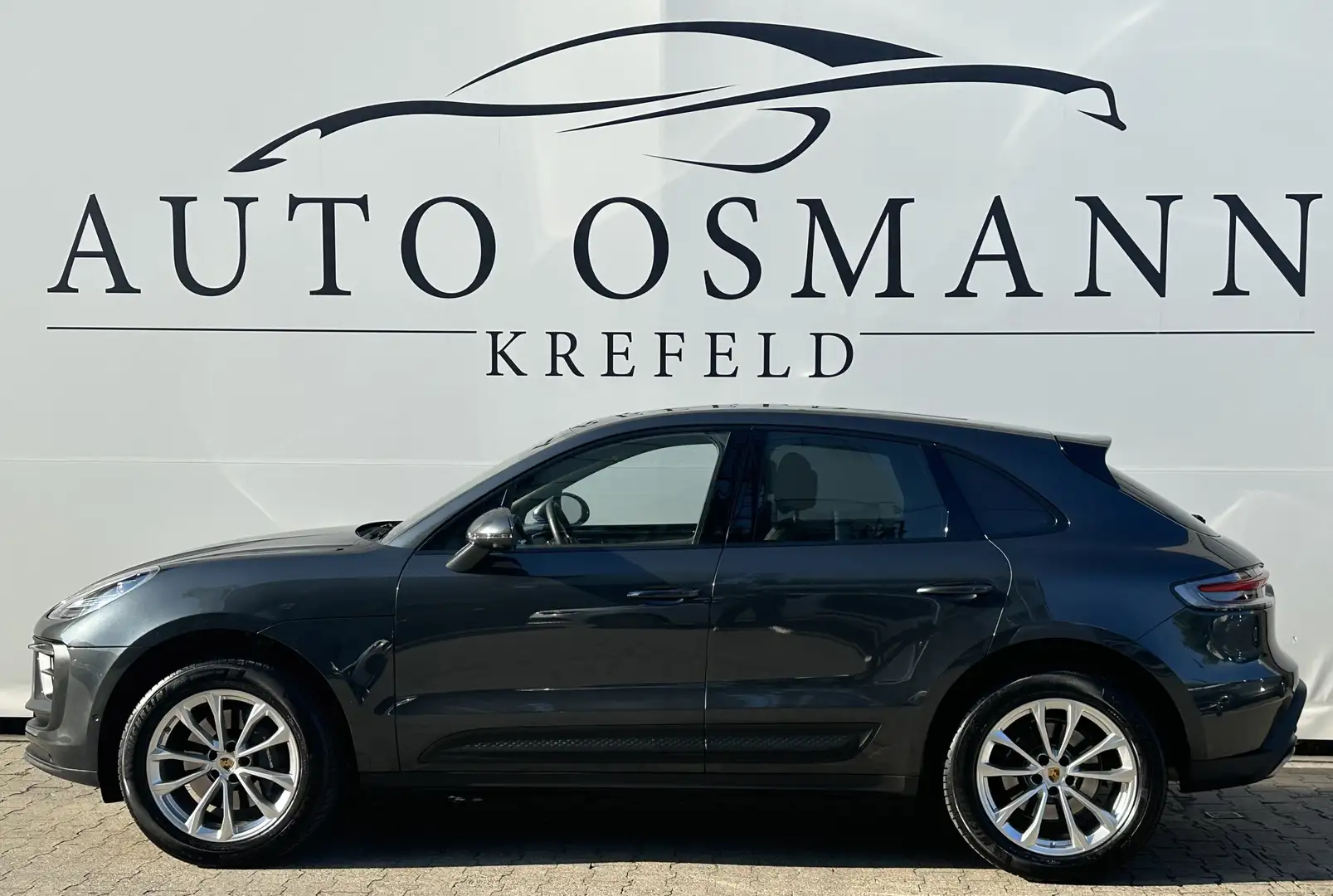 Porsche Macan Standheizung   PDLS+   PANO Grijs - 2