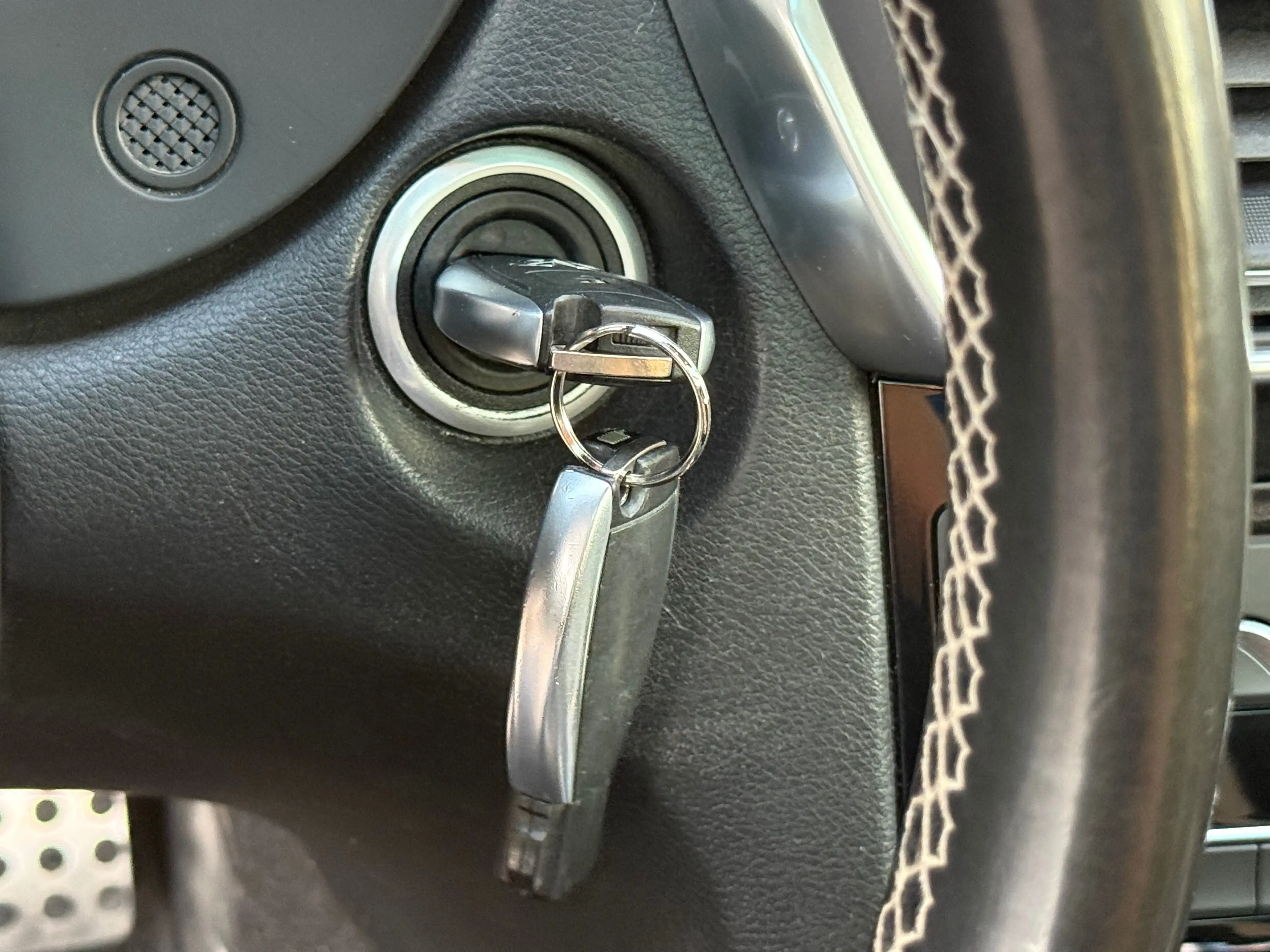 Infiniti Q30 Q30 1.5d Sport City Black — photo 39