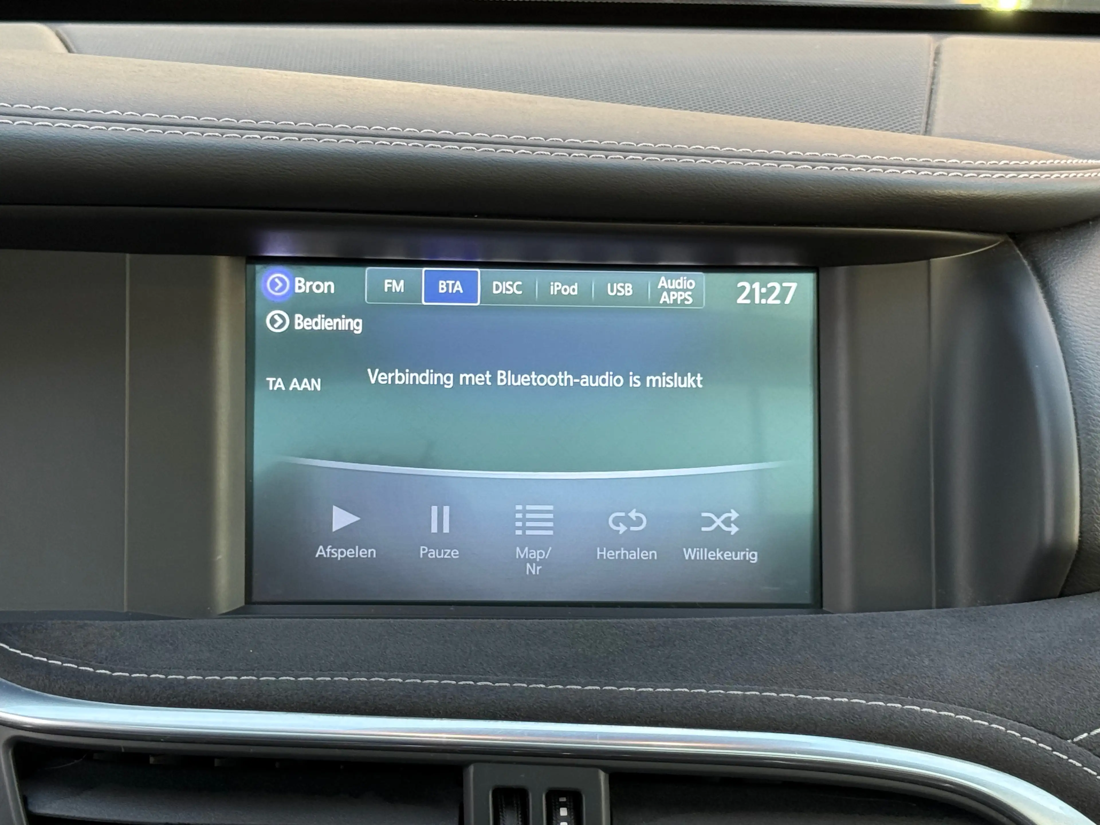 Infiniti Q30 Q30 1.5d Sport City Black — photo 42