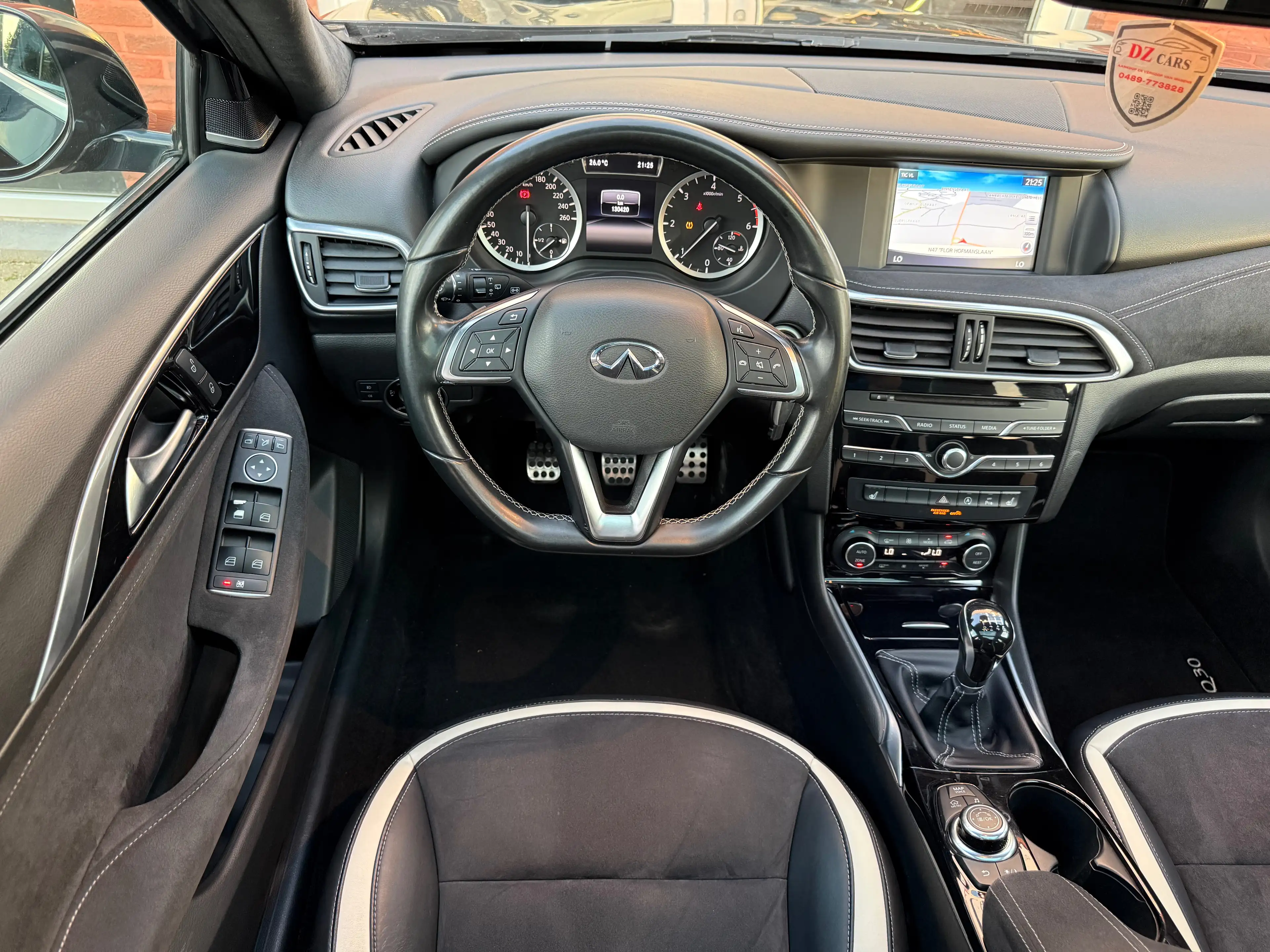 Infiniti Q30 Q30 1.5d Sport City Black — photo 21