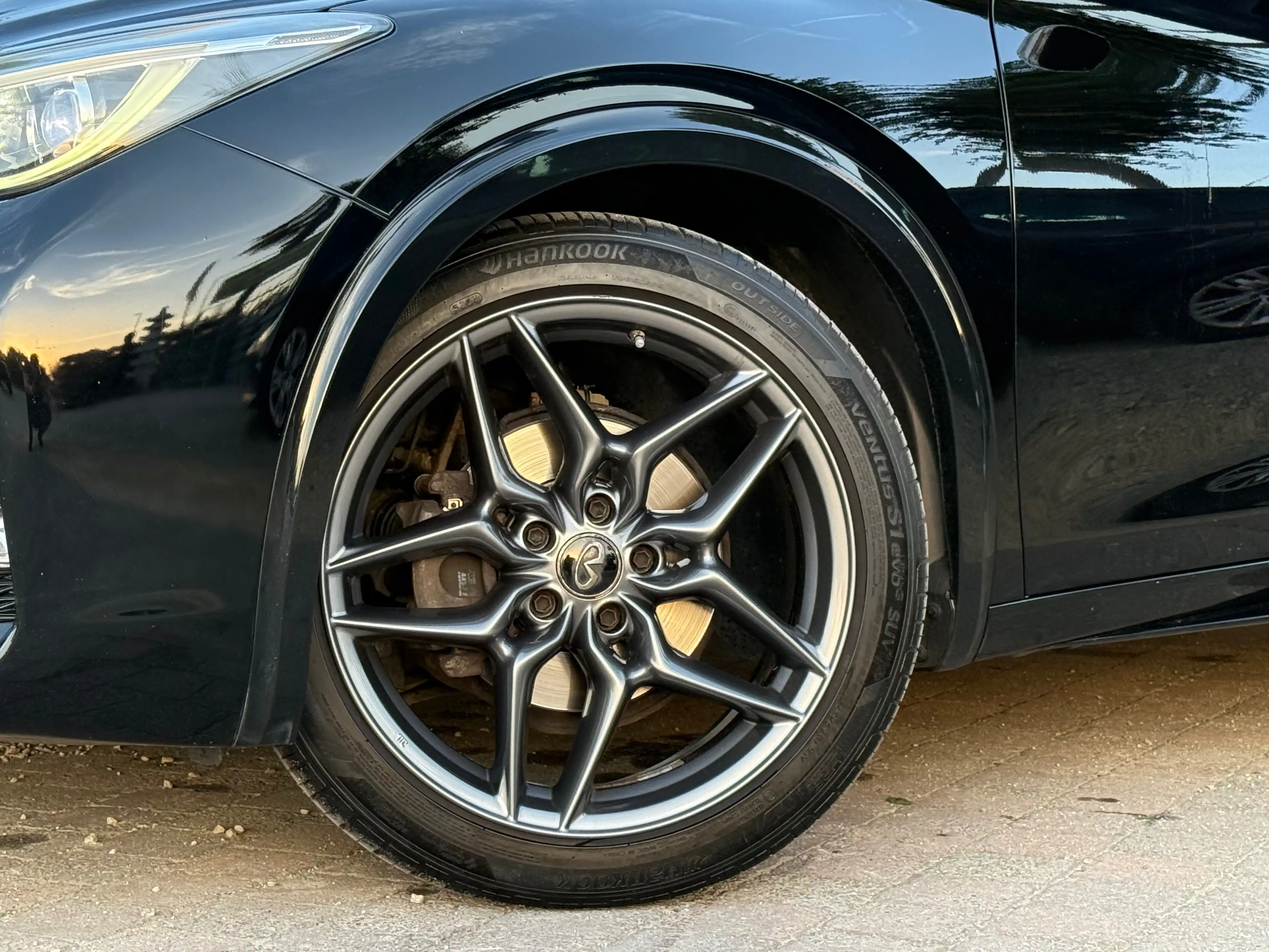 Infiniti Q30 Q30 1.5d Sport City Black — photo 6