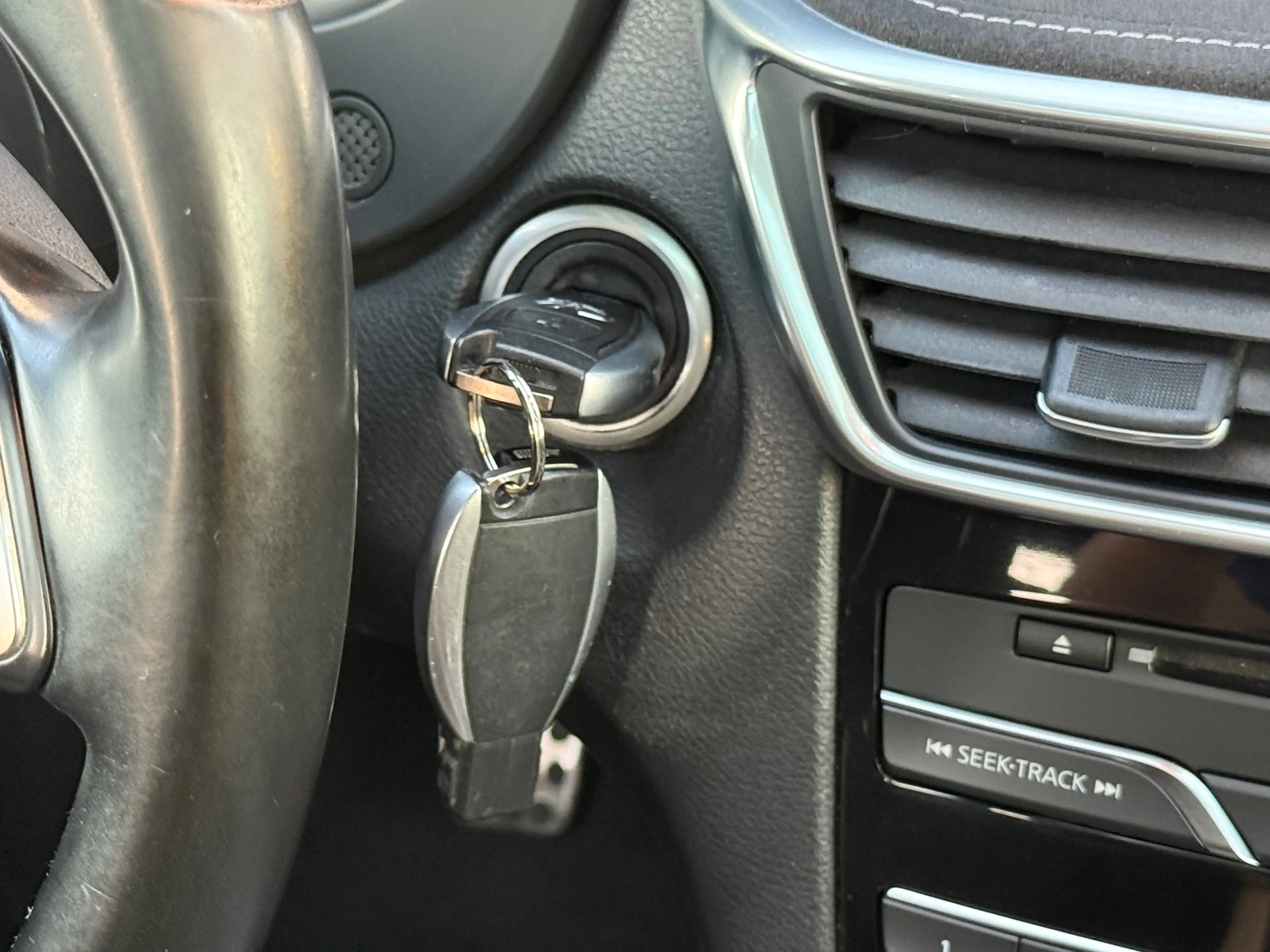 Infiniti Q30 Q30 1.5d Sport City Black — photo 30