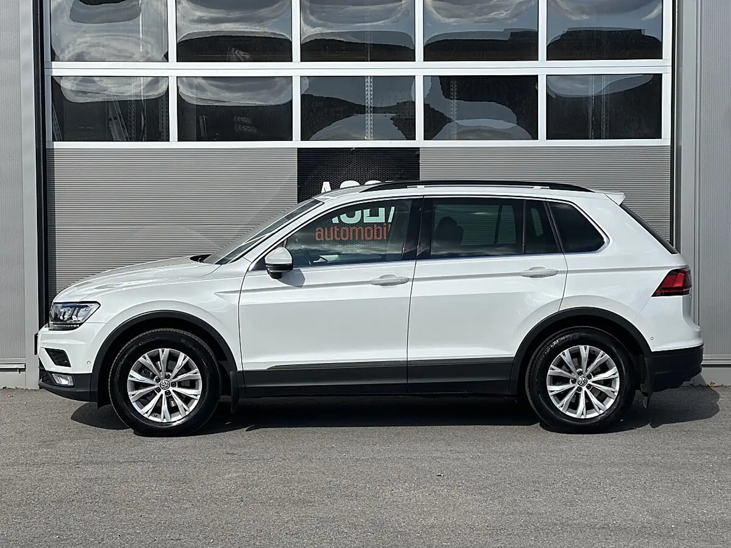 Volkswagen Tiguan 2.0 TDI BMT Comfortline 4Motion Weiß - 2